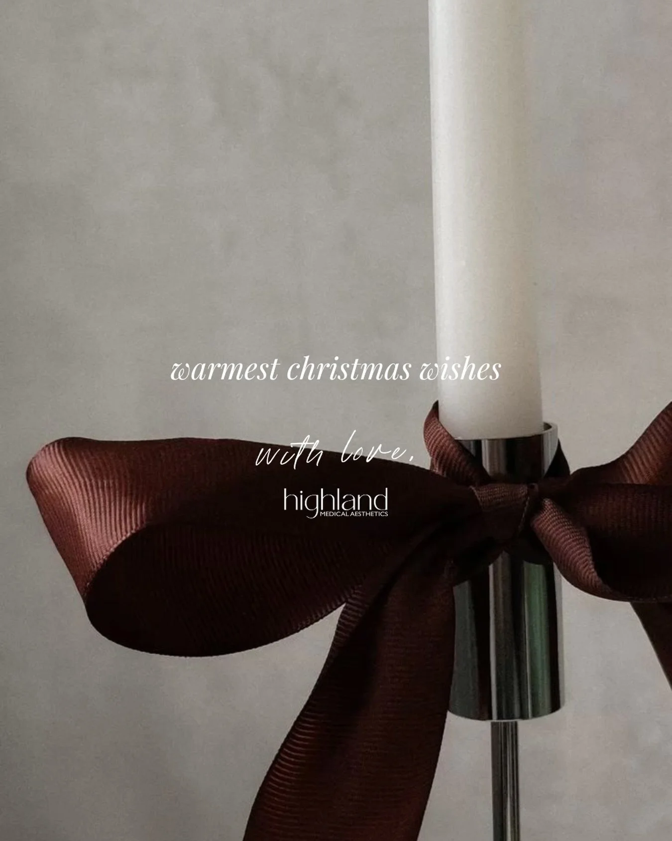 we&rsquo;re wishing you a beautiful and warm christmas! <3 we hope your holiday is full of love, family&hellip; and some Highland underneath the tree too ;)