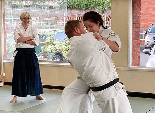 Traditional Japanese martial arts in Castle Cove. White Wolf Dojo offers self-defence, Jujutsu, Aikido, and kids programs focused on confidence, discipline and inner strength.