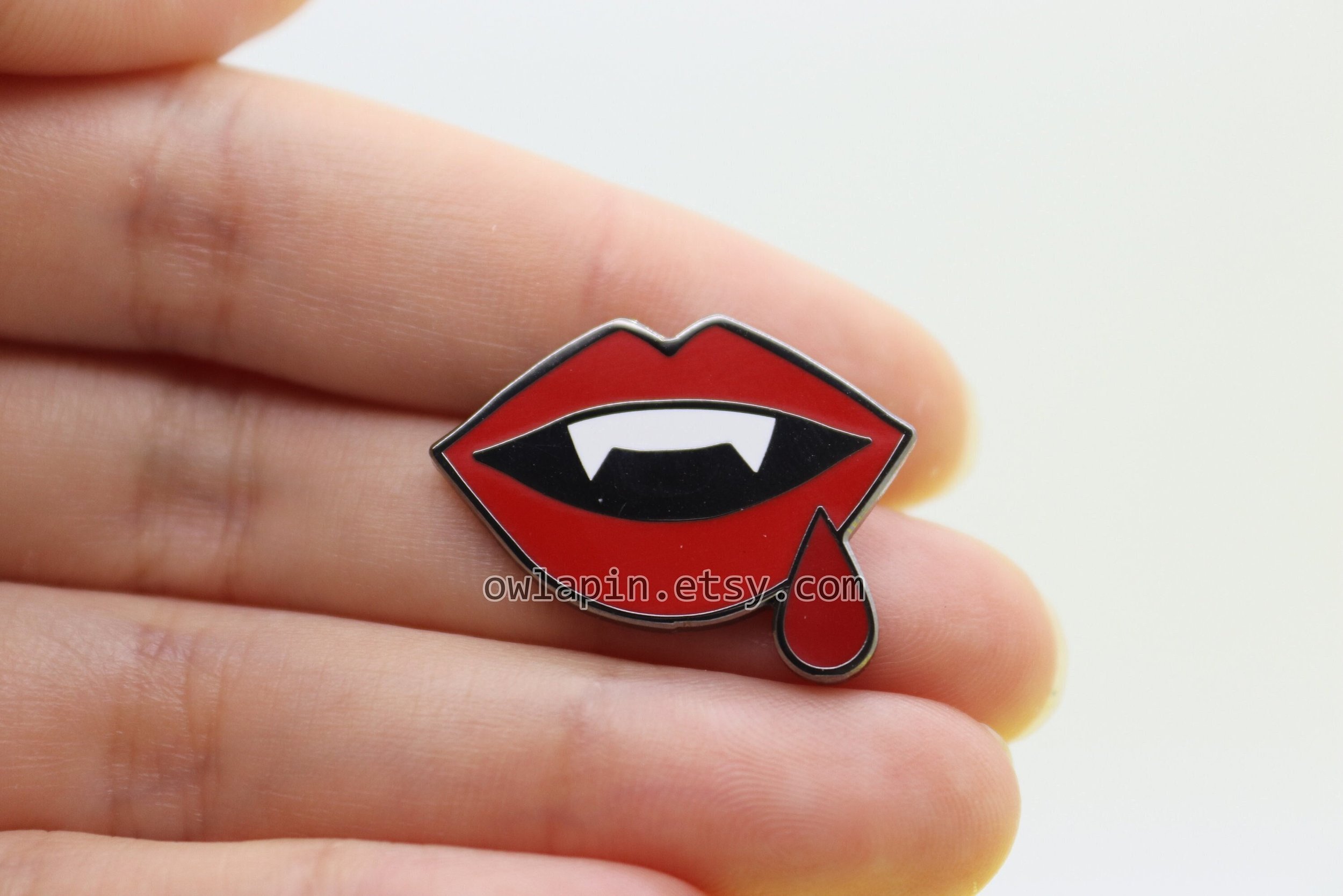 https://i.etsystatic.com/6087933/r/il/e06353/3323530290/il_fullxfull.3323530290_sivj.jpg