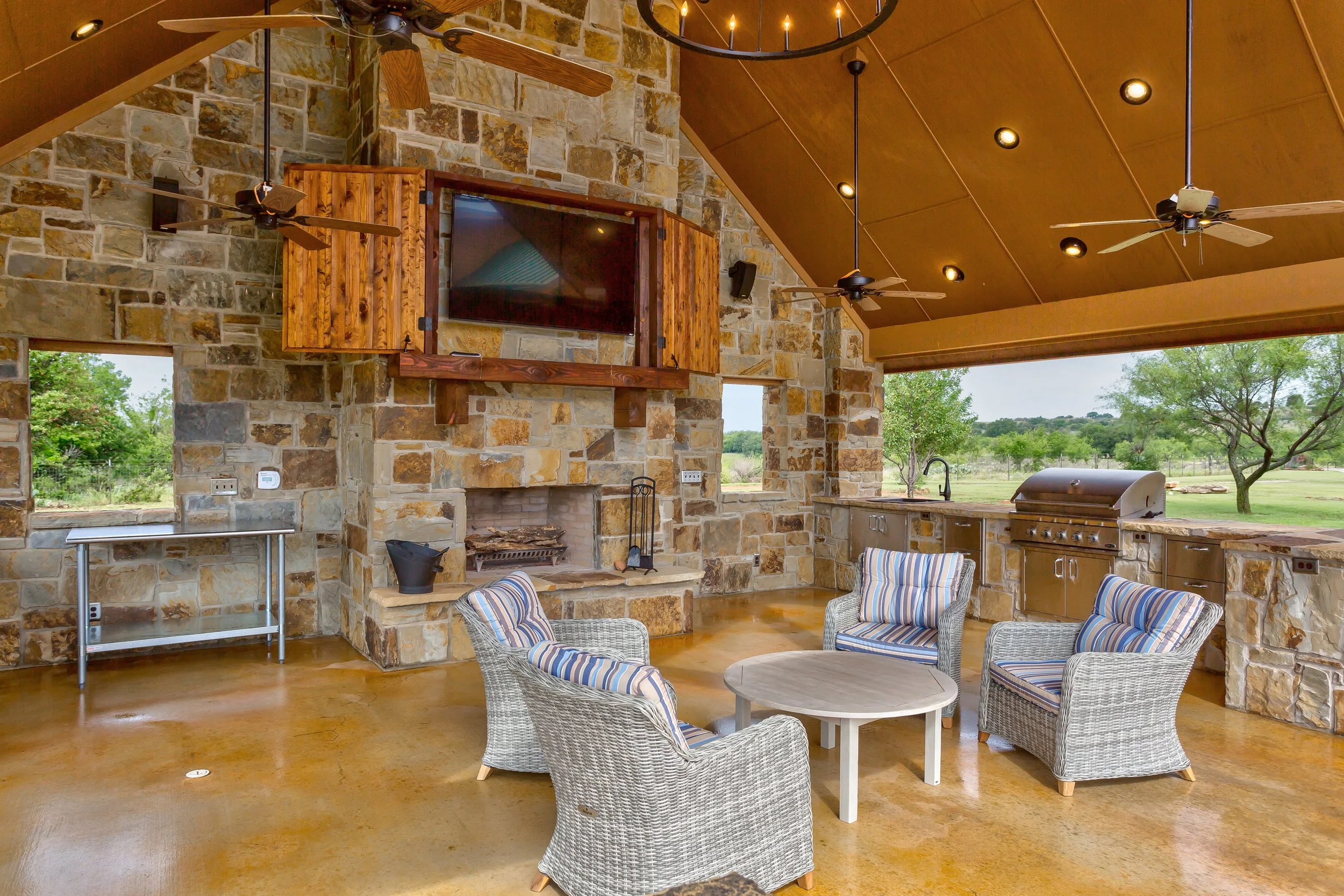 Sunfish-Pools-martin-road-rustic-jake-crystal-hettinger-jacksboro-wise-jack-wichita-montague-home-builder-residential-commercial-equine-wichita-falls-texasJacksboro Project-4.jpg