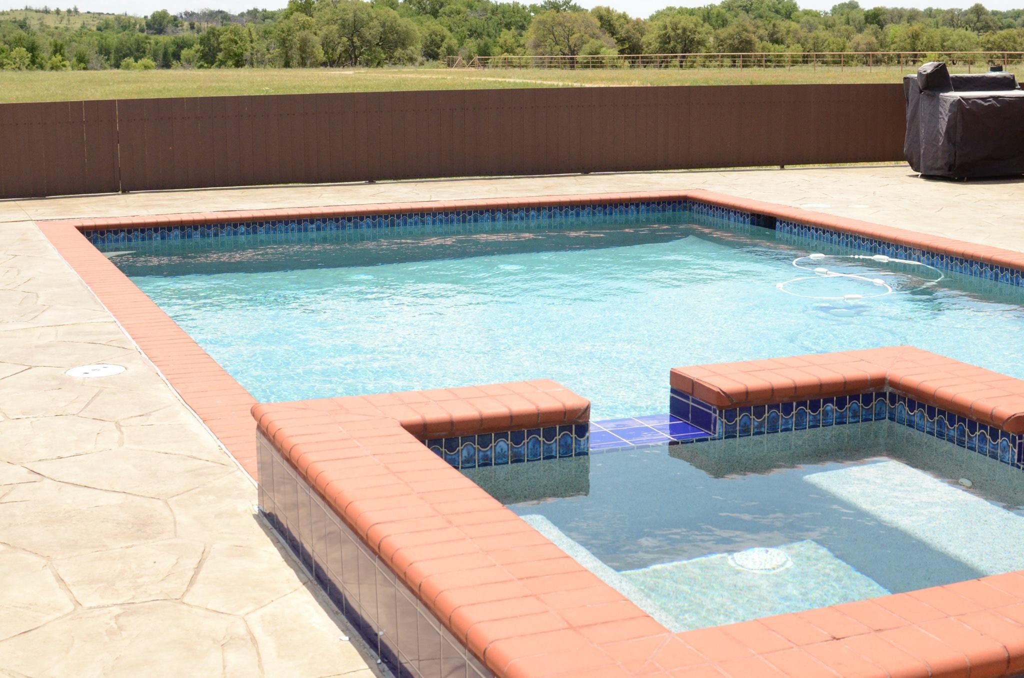 Sunfish-Pools-hwy-59-jake-crystal-hettinger-jacksboro-wise-jack-wichita-montague-home-builder-residential-commercial-equine-wichita-falls-texascraft4.jpg