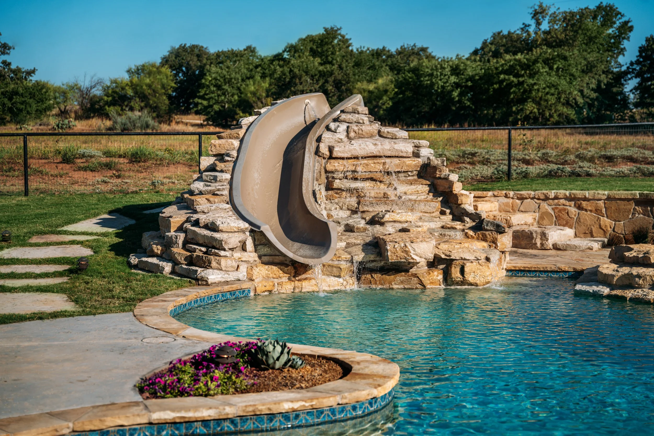Sunfish-Pools-tx-2190-jake-crystal-hettinger-jacksboro-wise-jack-wichita-montague-home-builder-residential-commercial-equine-wichita-falls-texasDSC00636.jpg