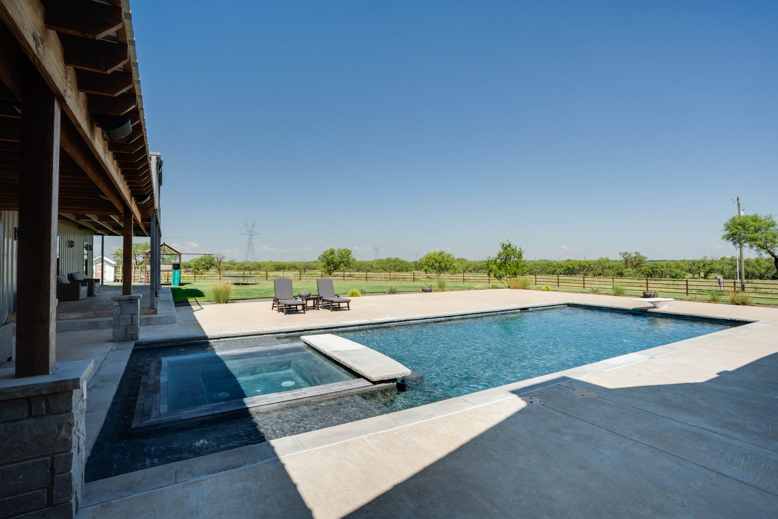 Jake-crystal-hettinger-jacksboro-wise-jack-wichita-montague-pool-builder-renovation-residential-commercial-equine-wichita-falls-texas7390-SH79_SunfishPools-3.jpg