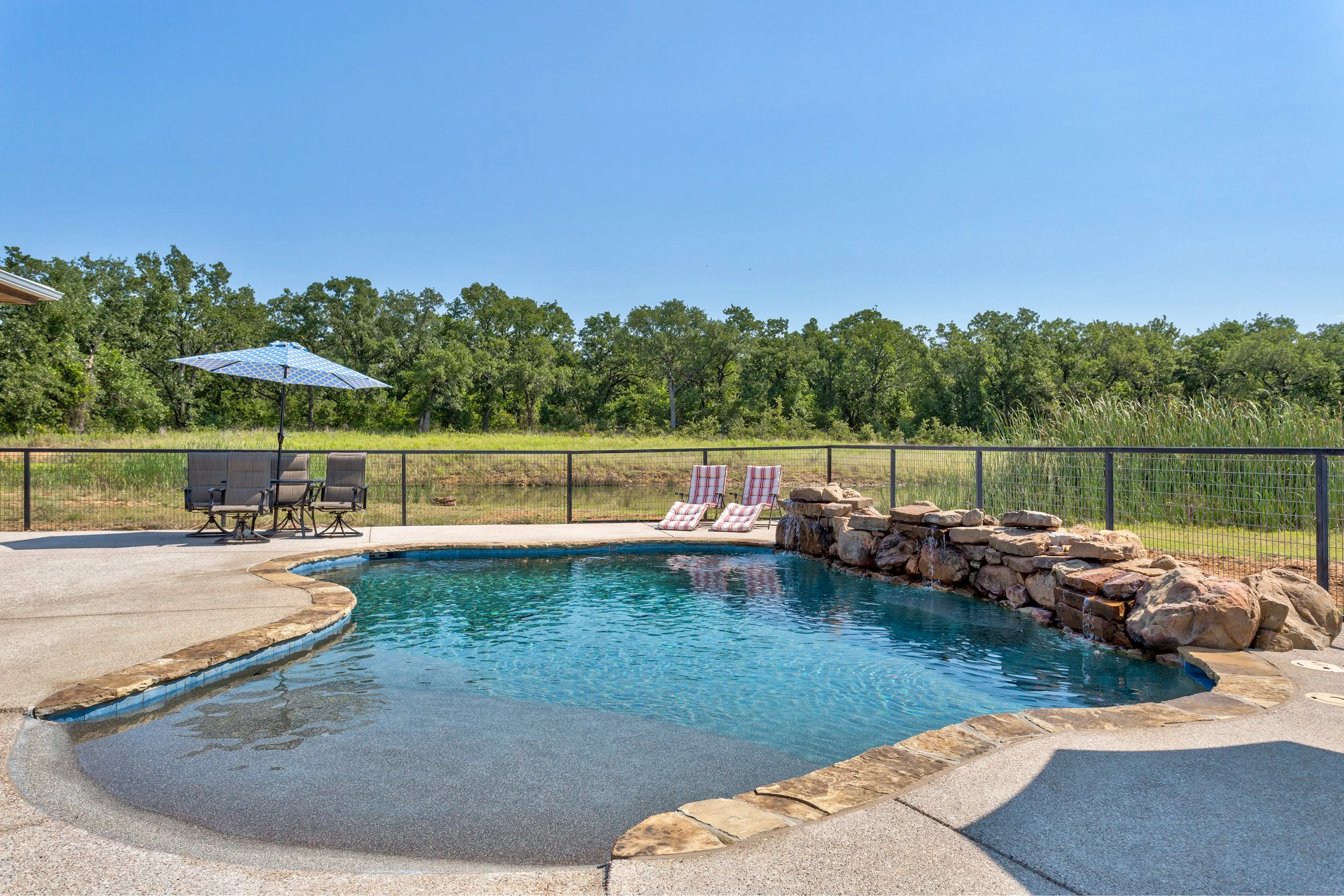 Sunfish-Pools-union-point-beach-entry-jake-crystal-hettinger-jacksboro-wise-jack-wichita-montague-home-builder-residential-commercial-equine-wichita-falls-texasJacksboro-11.jpg