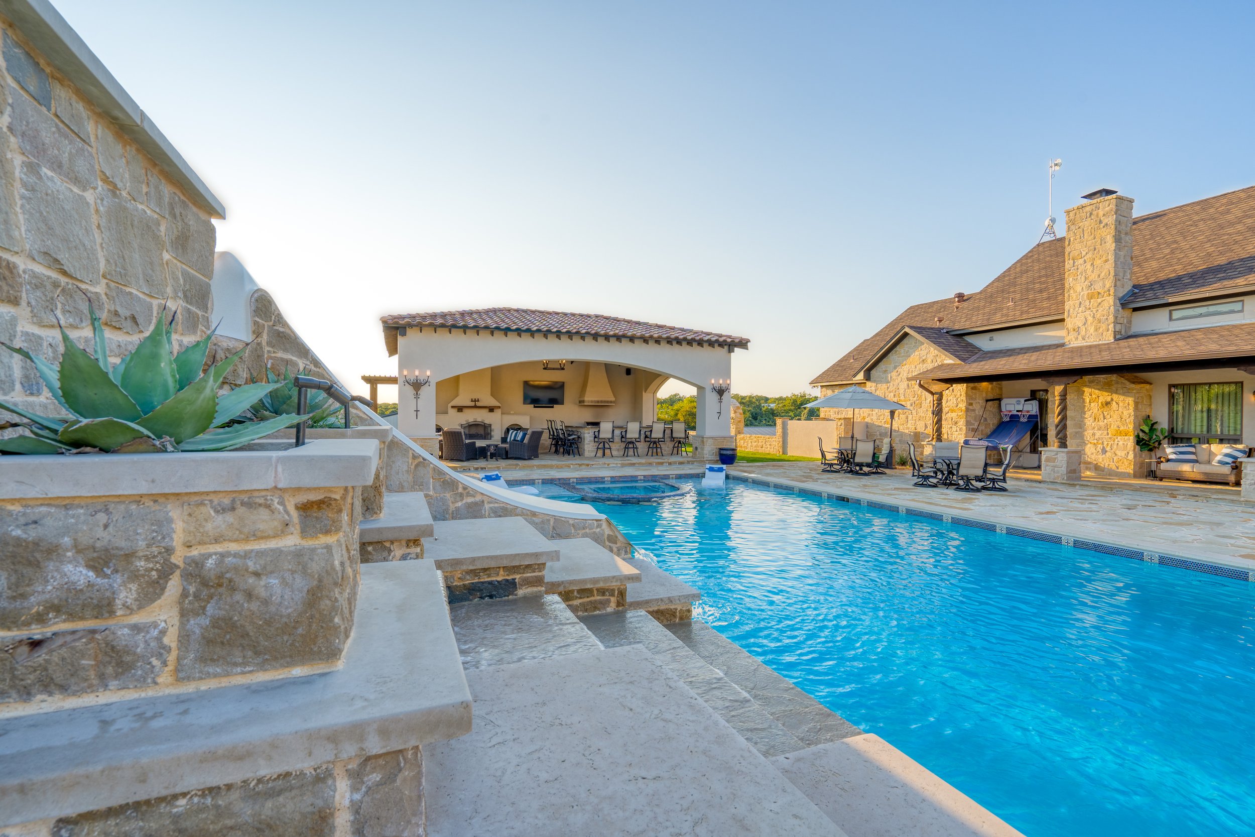Sunfish-Pools-Decatur-spanish-flaire-jake-crystal-hettinger-jacksboro-wise-jack-wichita-montague-home-builder-residential-commercial-equine-wichita-falls-texasBrazile-7-FULL.jpg