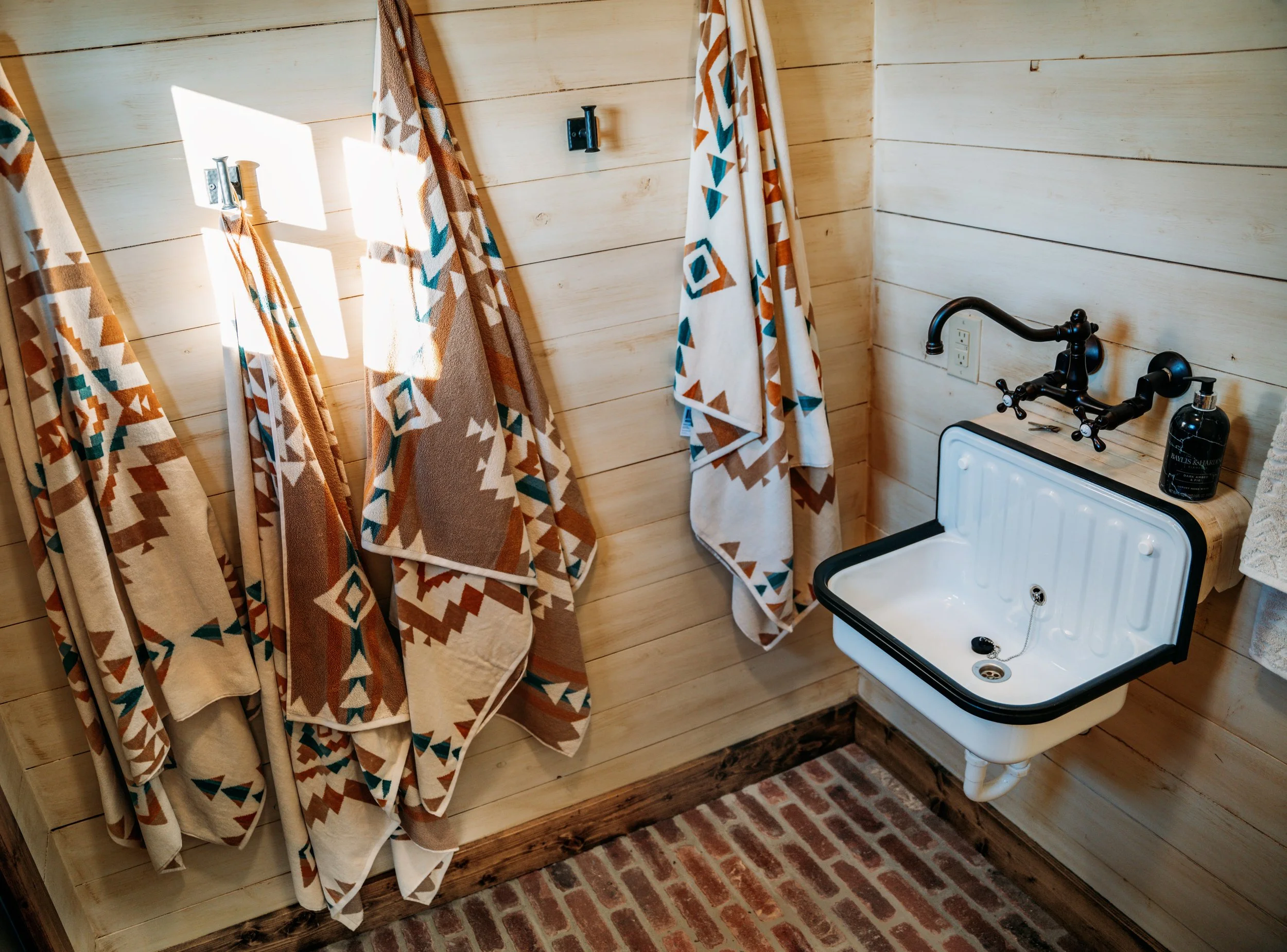 Sunfish-Pools-tx-2190-jake-crystal-hettinger-jacksboro-wise-jack-wichita-montague-home-builder-residential-commercial-equine-wichita-falls-texasDSC00458 copy.jpg