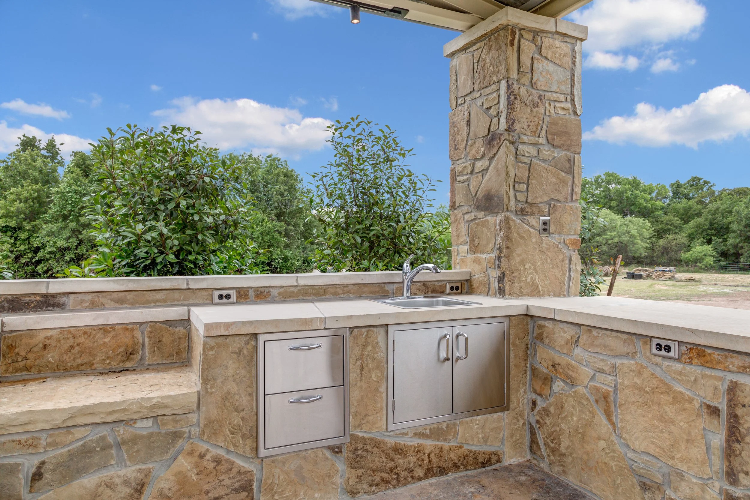 Sunfish-Pools-Dub-Lane-kidney-jake-crystal-hettinger-jacksboro-wise-jack-wichita-montague-home-builder-residential-commercial-equine-wichita-falls-texasDub Lane-6.jpg