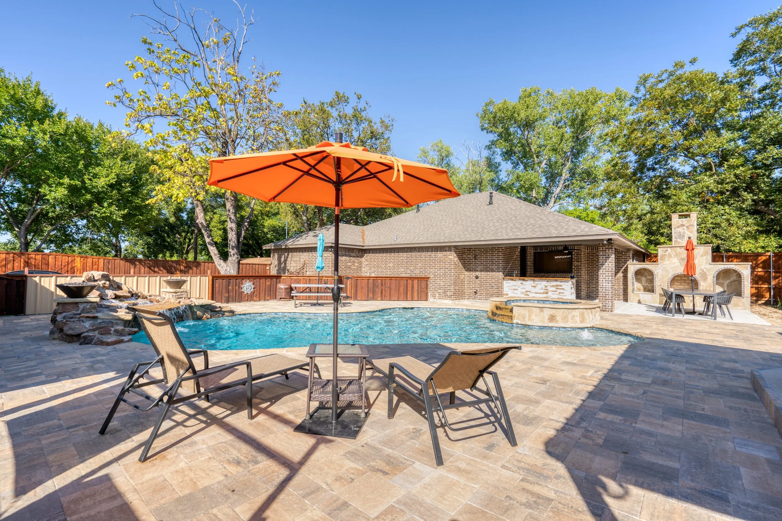Sunfish-Pools-jake-crystal-hettinger-jacksboro-wise-jack-wichita-montague-home-builder-residential-commercial-equine-wichita-falls-texasSunfish Azle-8-FULL.jpg