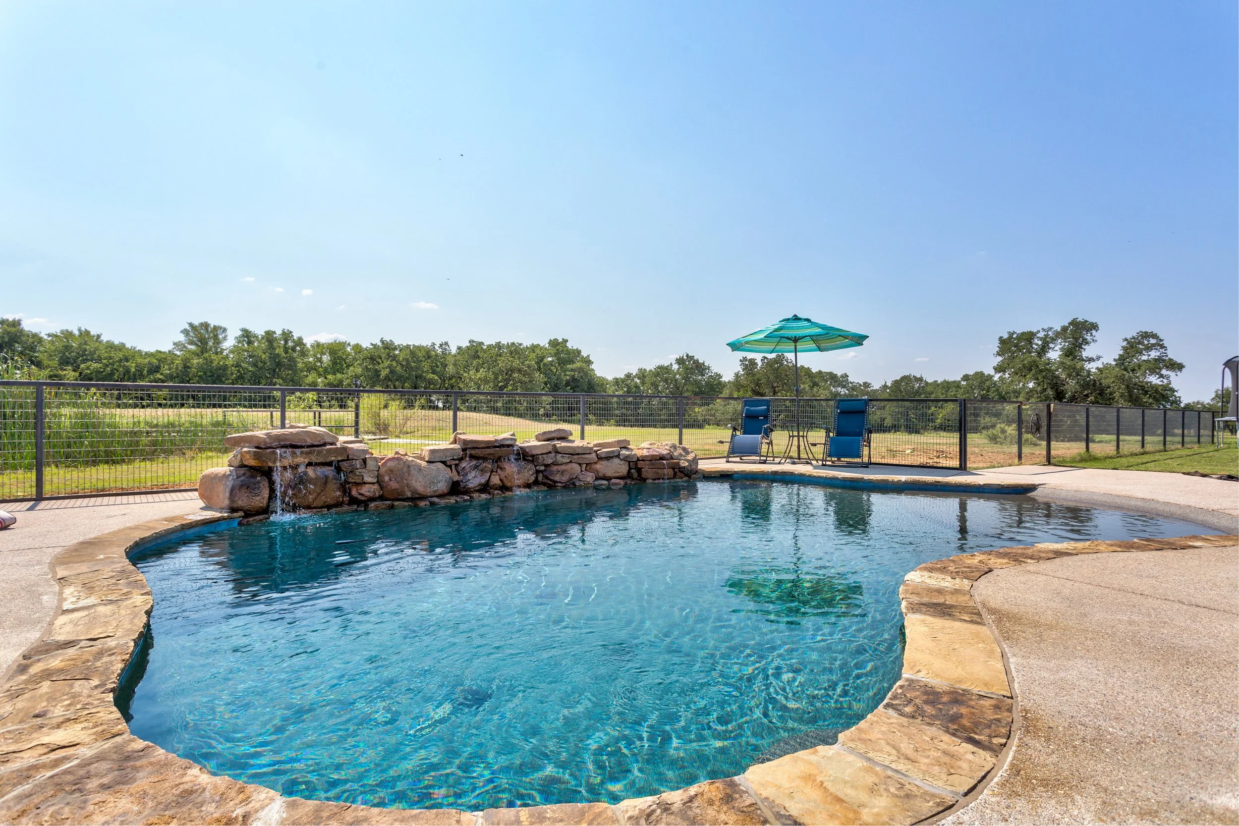 Sunfish-Pools-union-point-beach-entry-jake-crystal-hettinger-jacksboro-wise-jack-wichita-montague-home-builder-residential-commercial-equine-wichita-falls-texasJacksboro-13.jpg