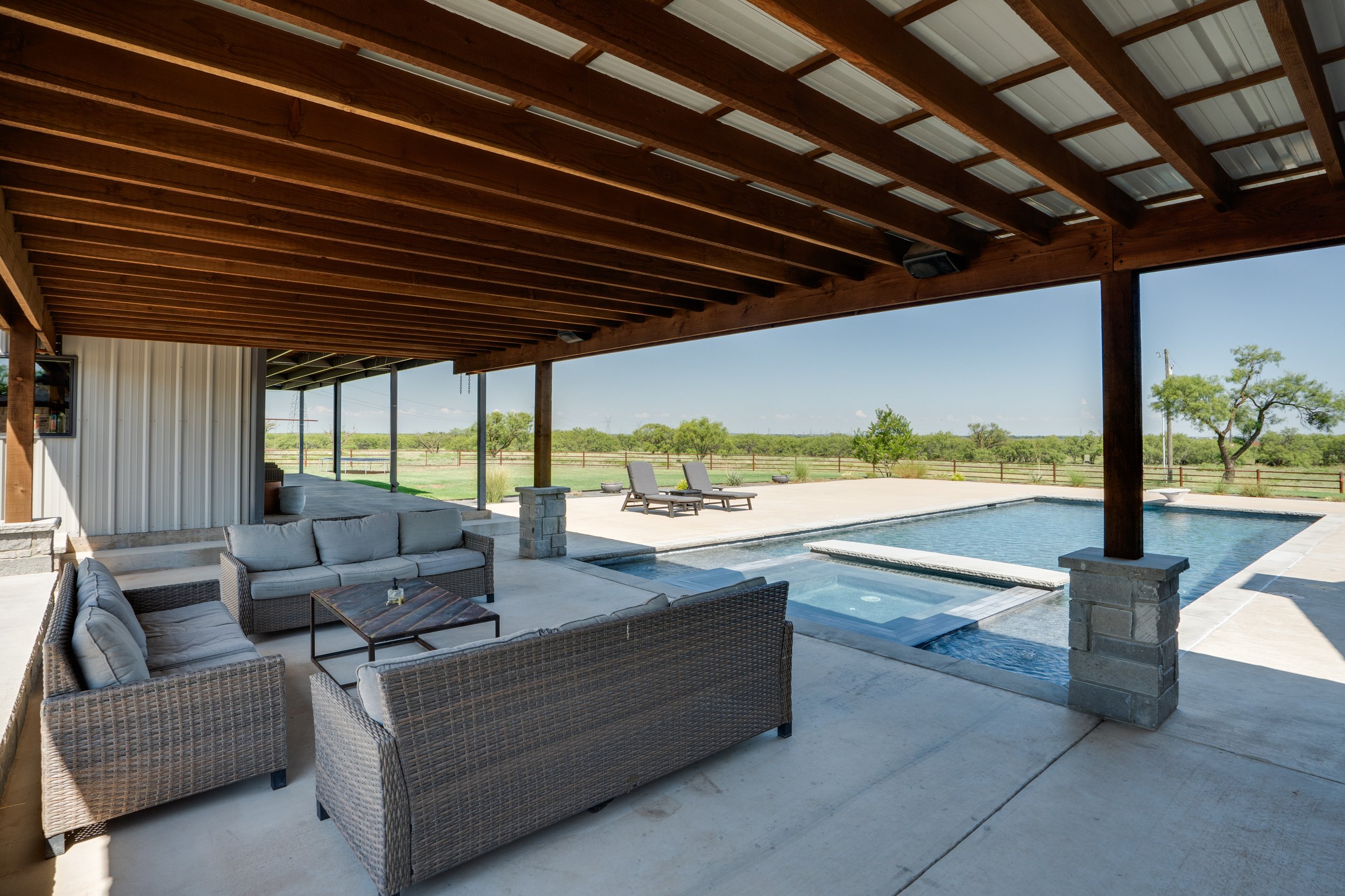 Jake-crystal-hettinger-jacksboro-wise-jack-wichita-montague-pool-builder-renovation-residential-commercial-equine-wichita-falls-texas7390-SH79_SunfishPools-10.jpg