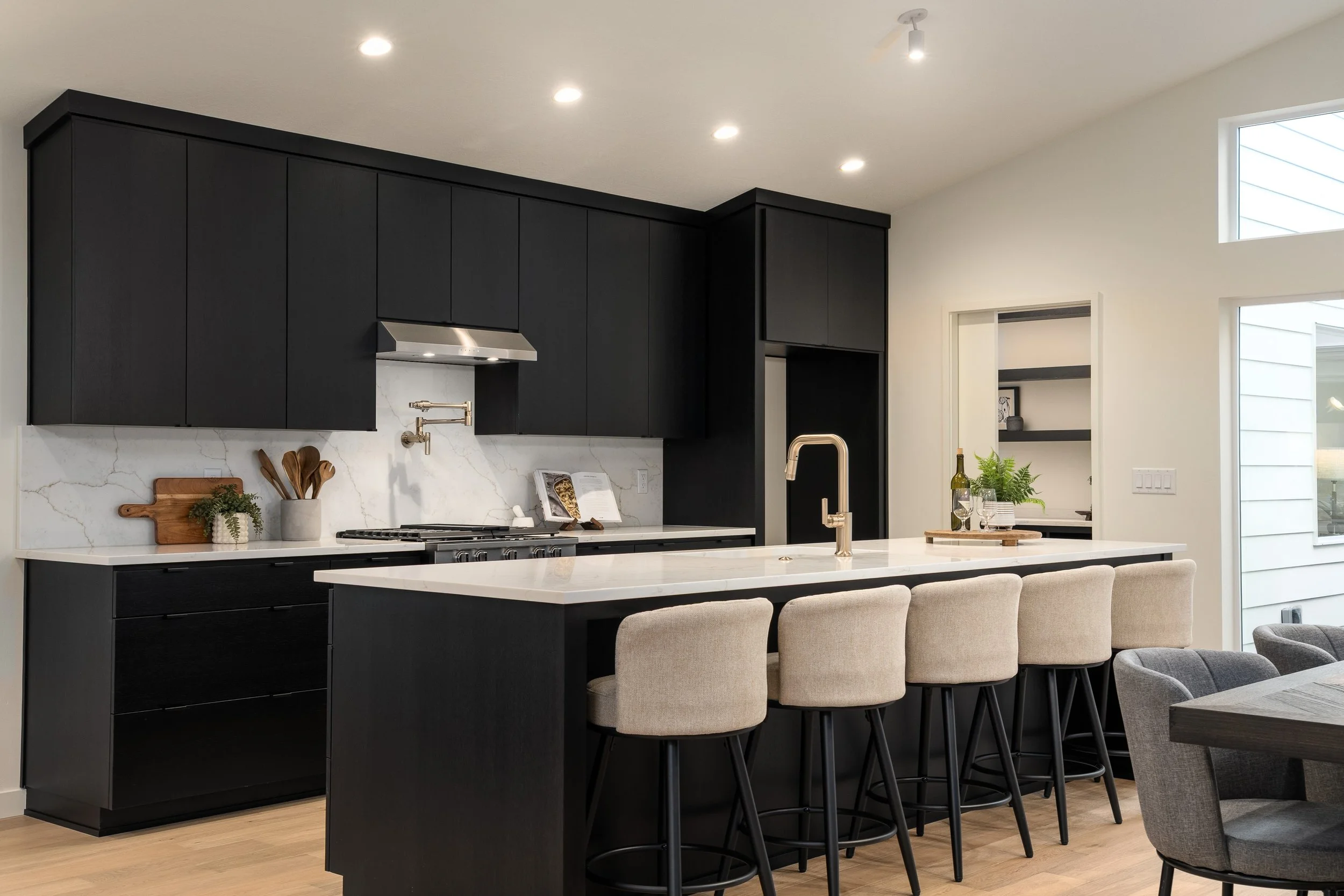 DETAIL (1 of 10).JPG