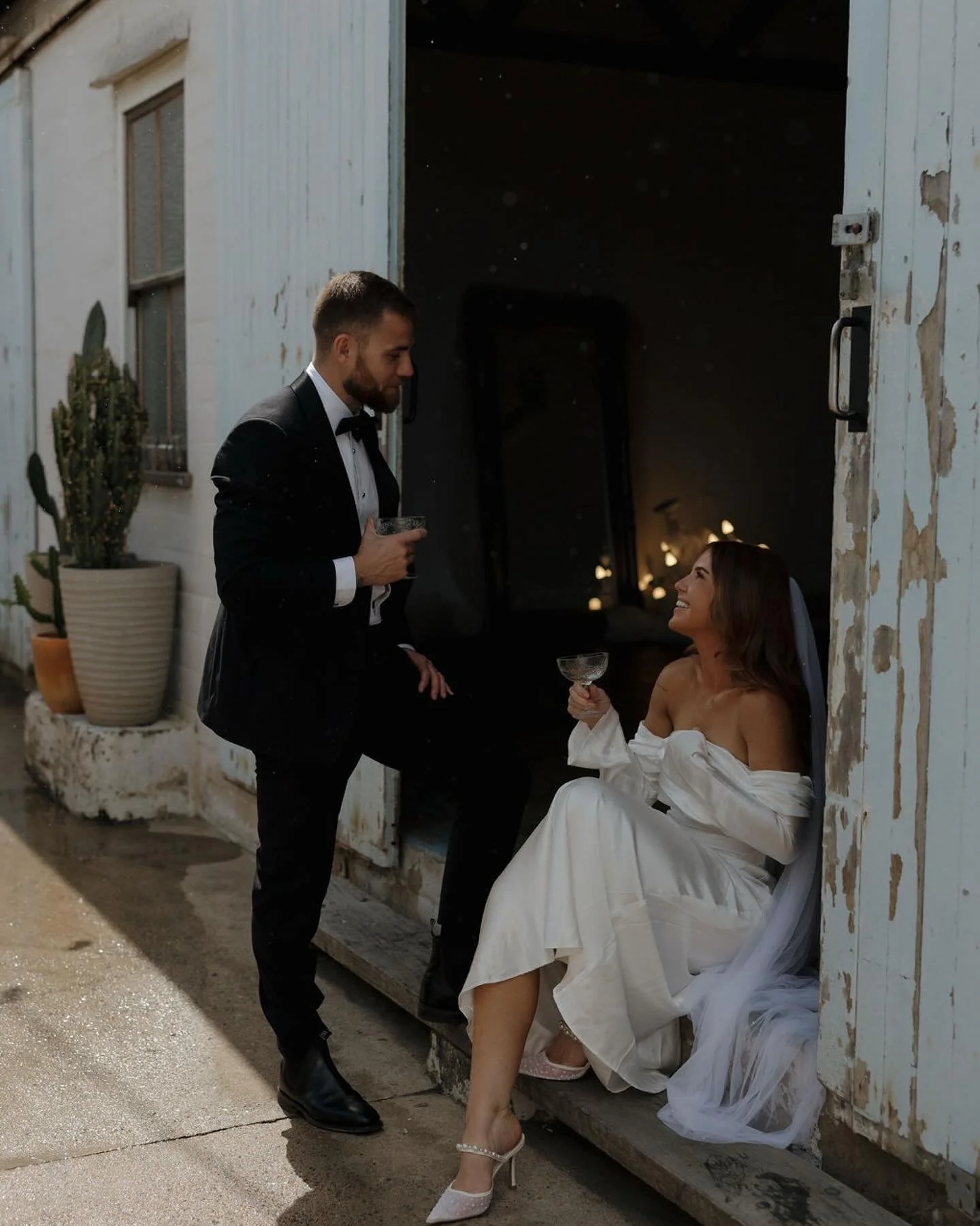 The sweetest, most love-filled elopement for Lauren and Scott 💕

Captured perfectly by @photographs.by.rhe 
Celebrant: @honeycelebrants 

#elopement #townsville #townsvilleweddings #houseofvows