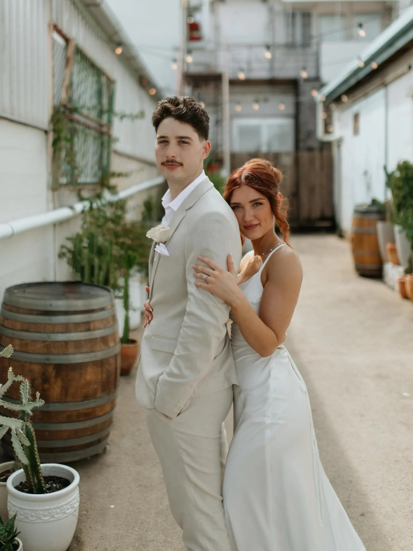 Layla &amp; Jackson 😮&zwj;💨 One of our insanely gorgeous couples that celebrated the most epic Valentines Day with us 💕

Photography: @studio67__ 
Bar: @thevintagebarco_townsville 
Celebrant: @honeycelebrants 
Cake: @sweet.champagne.weddings 
Syli
