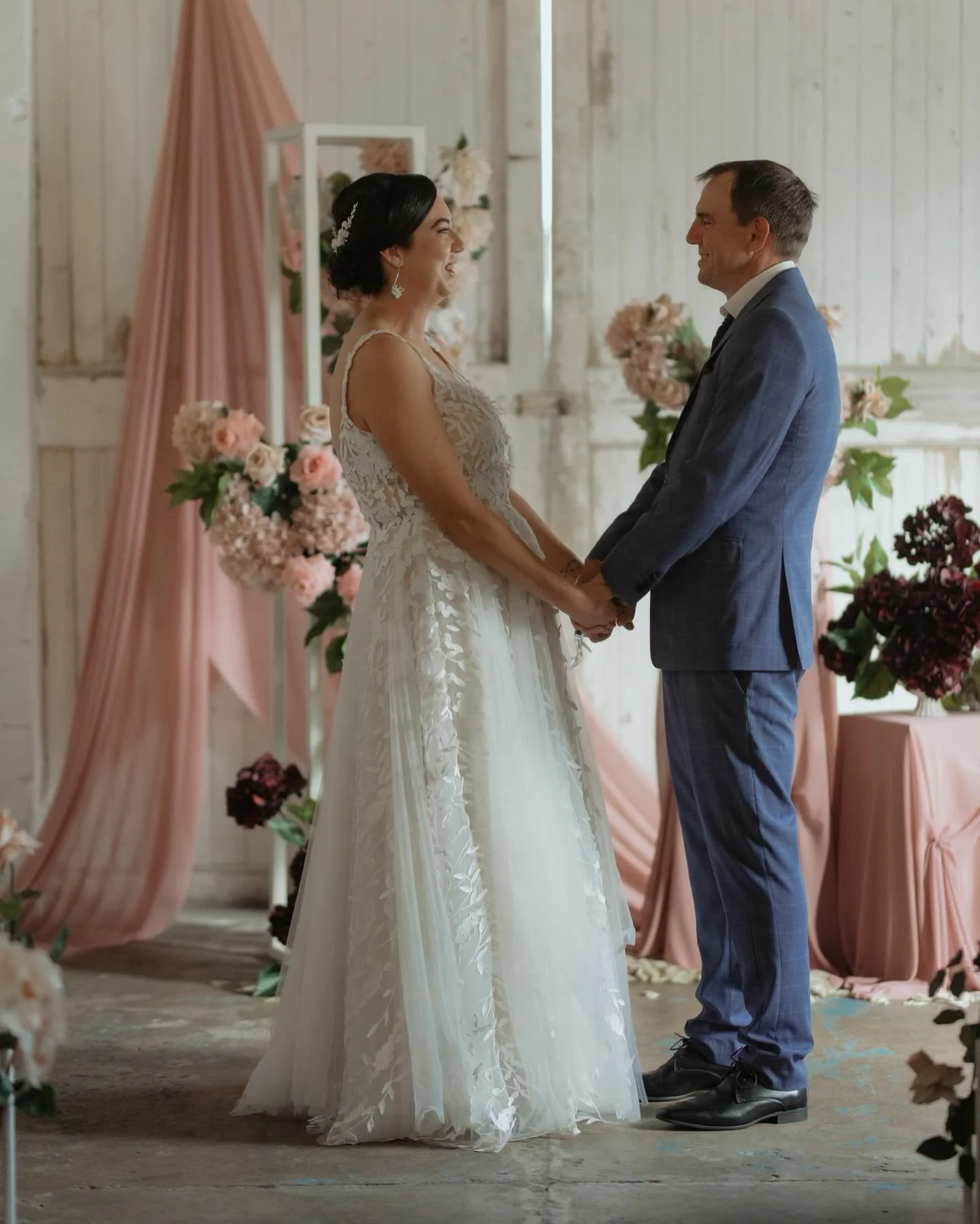 Chantelle &amp; David 💕 

A magical Valentines Day ceremony for the two of them and their very special guests. Not a dry eye in the house 🥹

Photography: @studio67__ 
Celebrant: @honeycelebrants 
Bar service: @thevintagebarco_townsville 
Cake: @swe