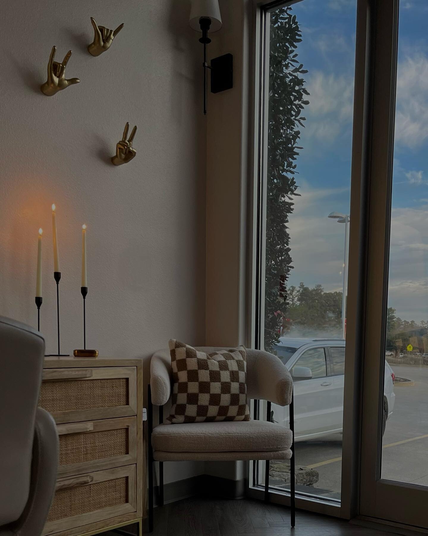 + our cozy little spot just got better. 

+ we are now one door over and our new suite features a little more space and a personal door. clients can now park in the back parking lot and stroll right in to East + Co. 

+ book with us to see what it&rs