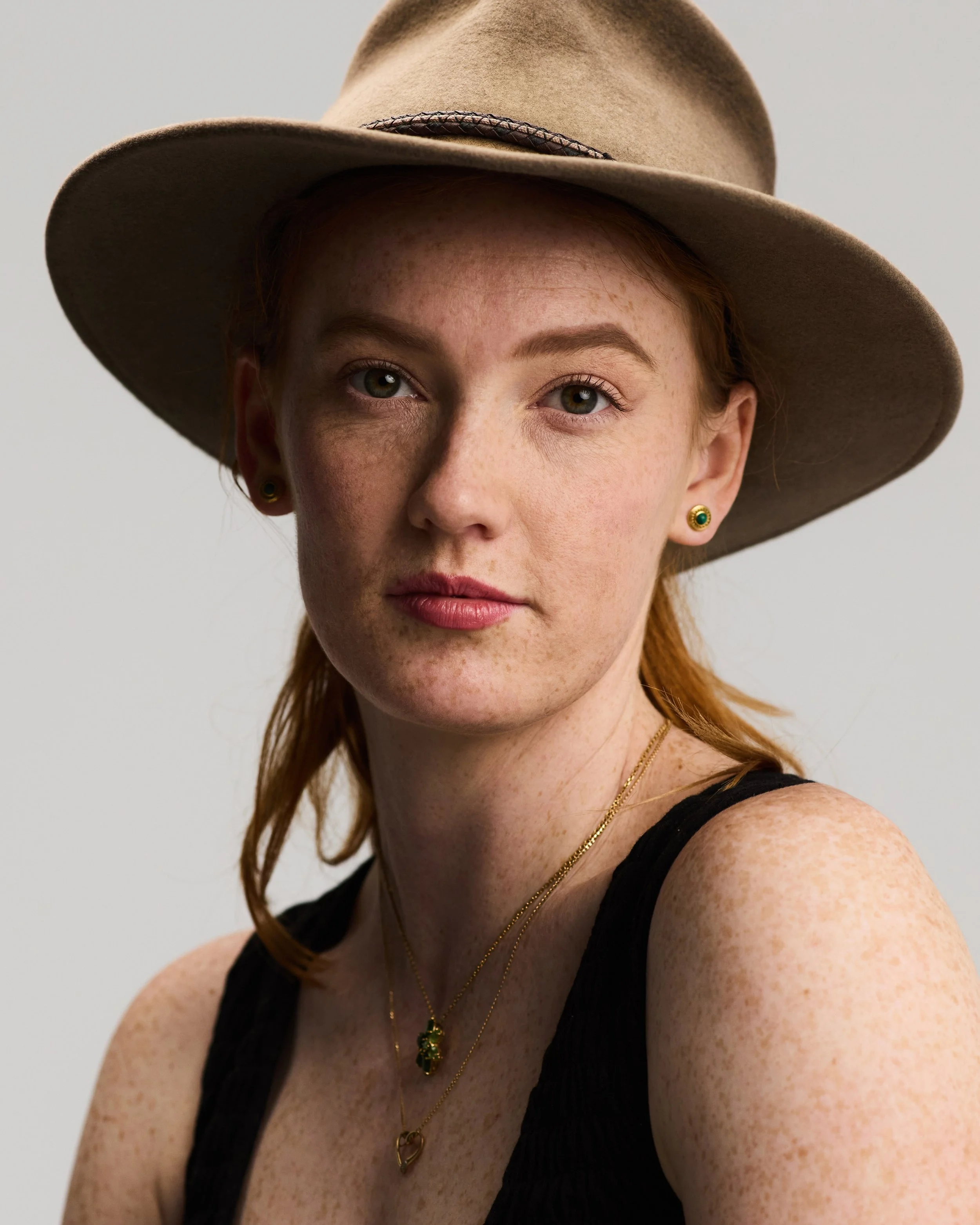 251216_SOUR_PORTRAIT_LILY_SHOT01-1459.jpg