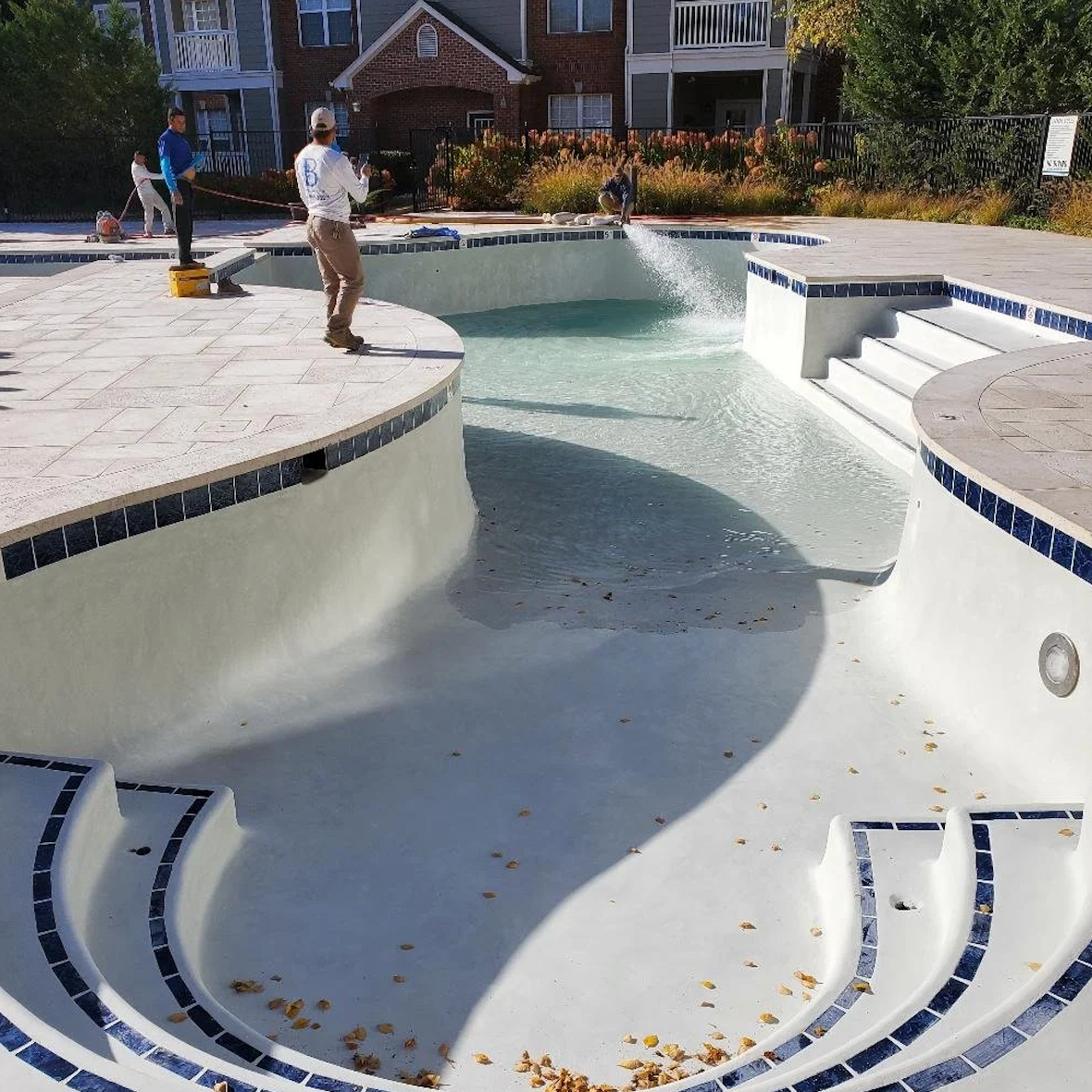 Pros of Building a Pool in the Fall
