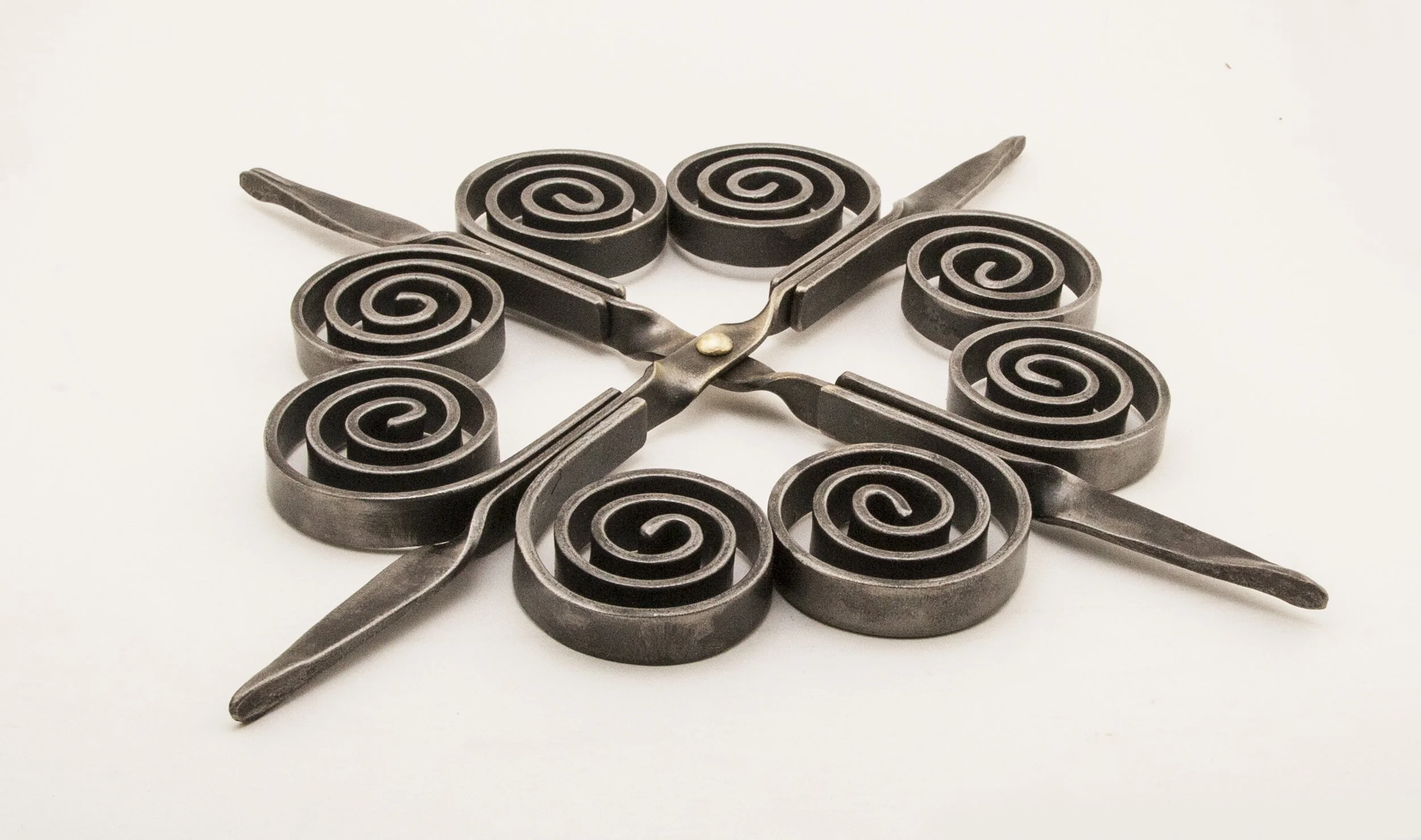 Trivet side resized.jpg