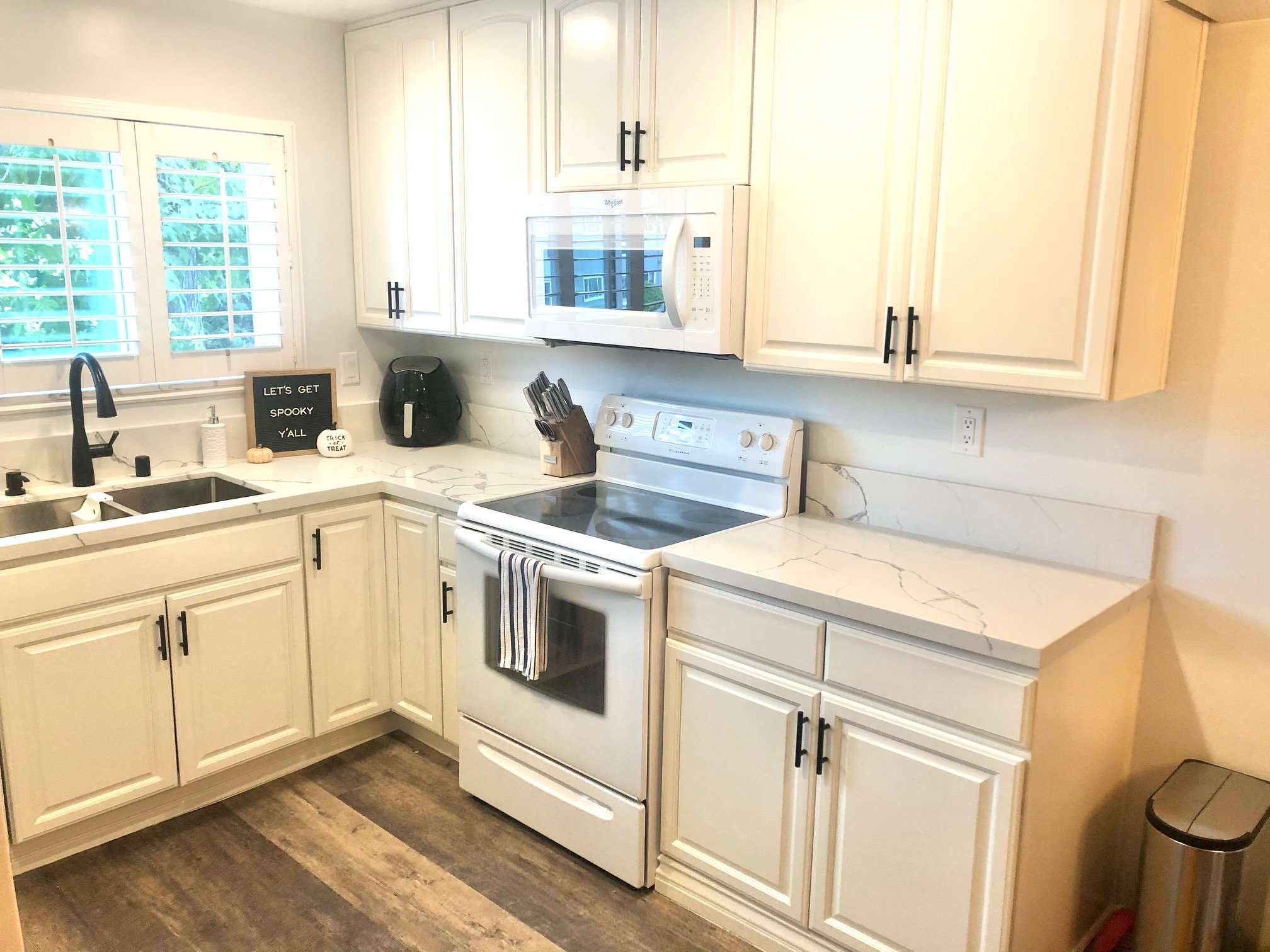 Condo Kitchen After 2.jpg