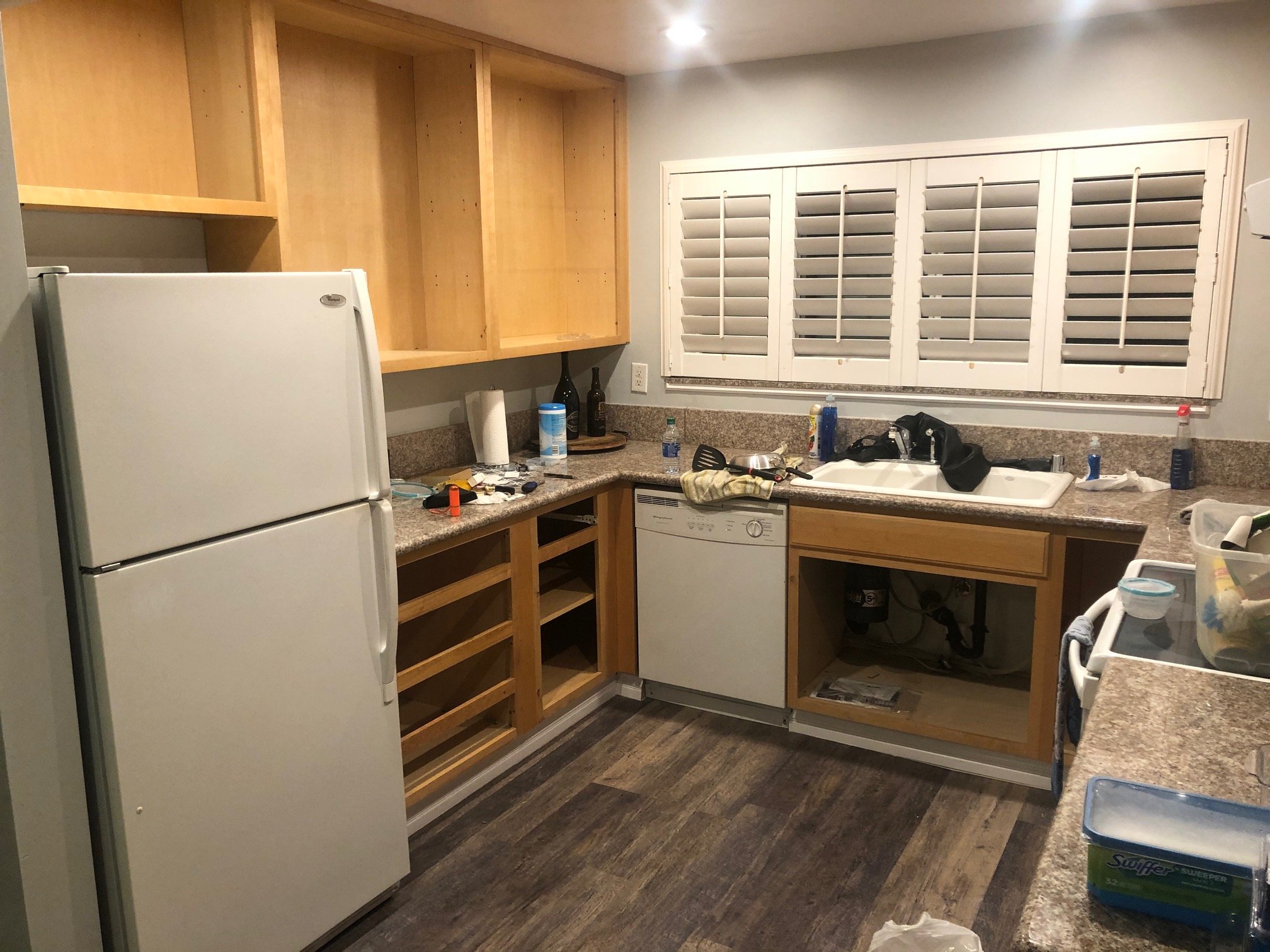 Condo Kitchen Before 1.jpg