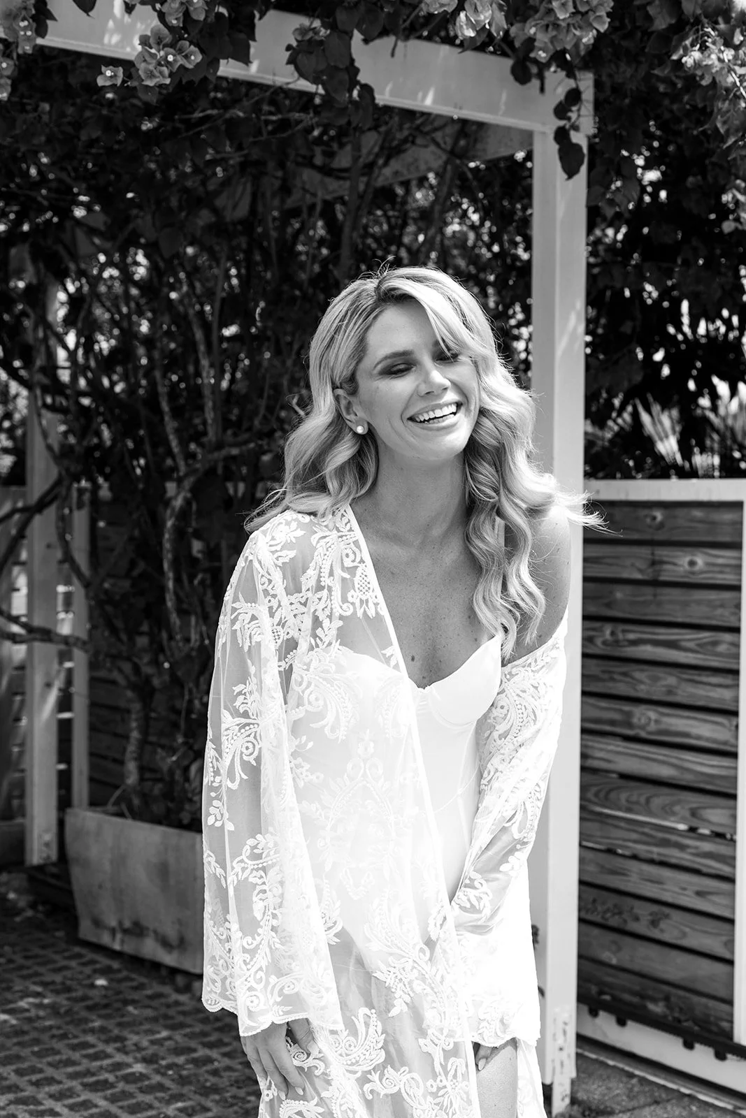 Sarah + Travis75.jpg