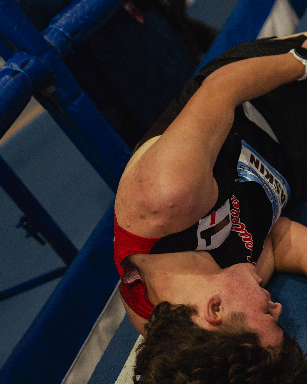Nike-Armory-Post-3-1_03.gif