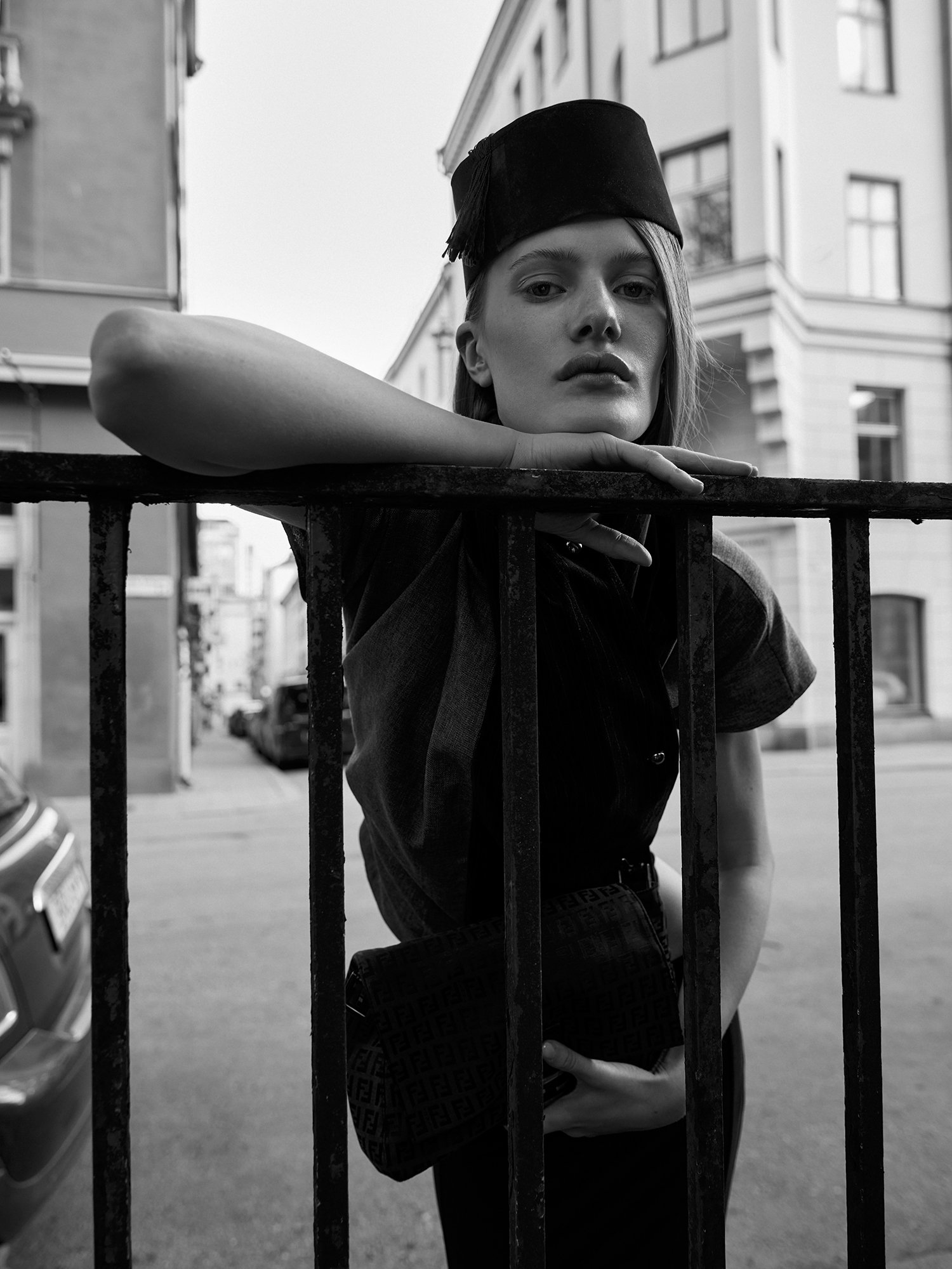 Fashion Editorial, Flowers, Natural light, Retoucher, Commercial Photographer, Beauty Photographer, Fashion Photographer in Stockholm, 
Mode Magasin, Blommor, Naturligt ljus, Retusch, Reklamfotograf, Skönhetsfotograf, Modefotograf, Fotograf i Stockho