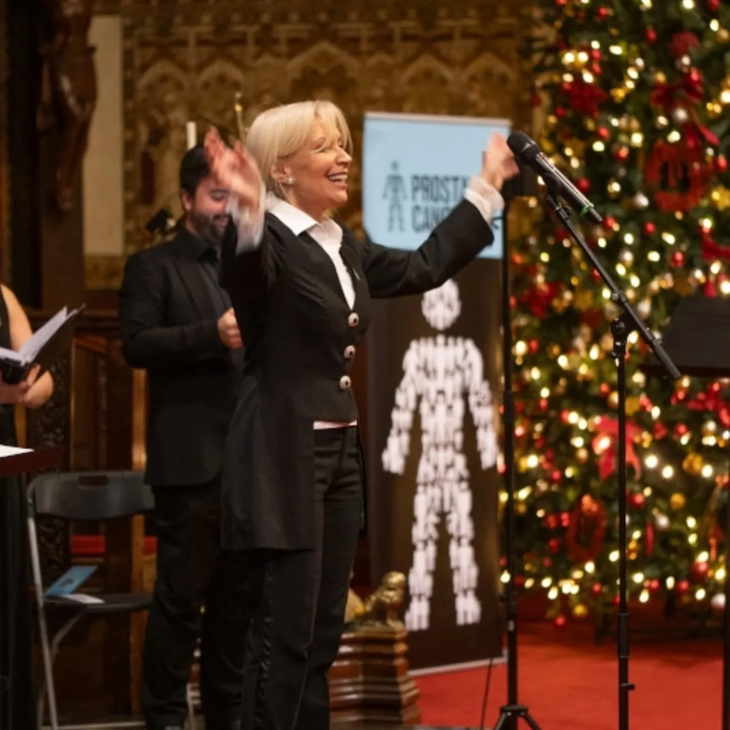 Merry Christmas to all!

What a fabulous season it has been. From our family christmas concert with audience participation and some guest 8 year old conductors to the star studded @prostatecanceruk concert and carolling. We've loved every second and 