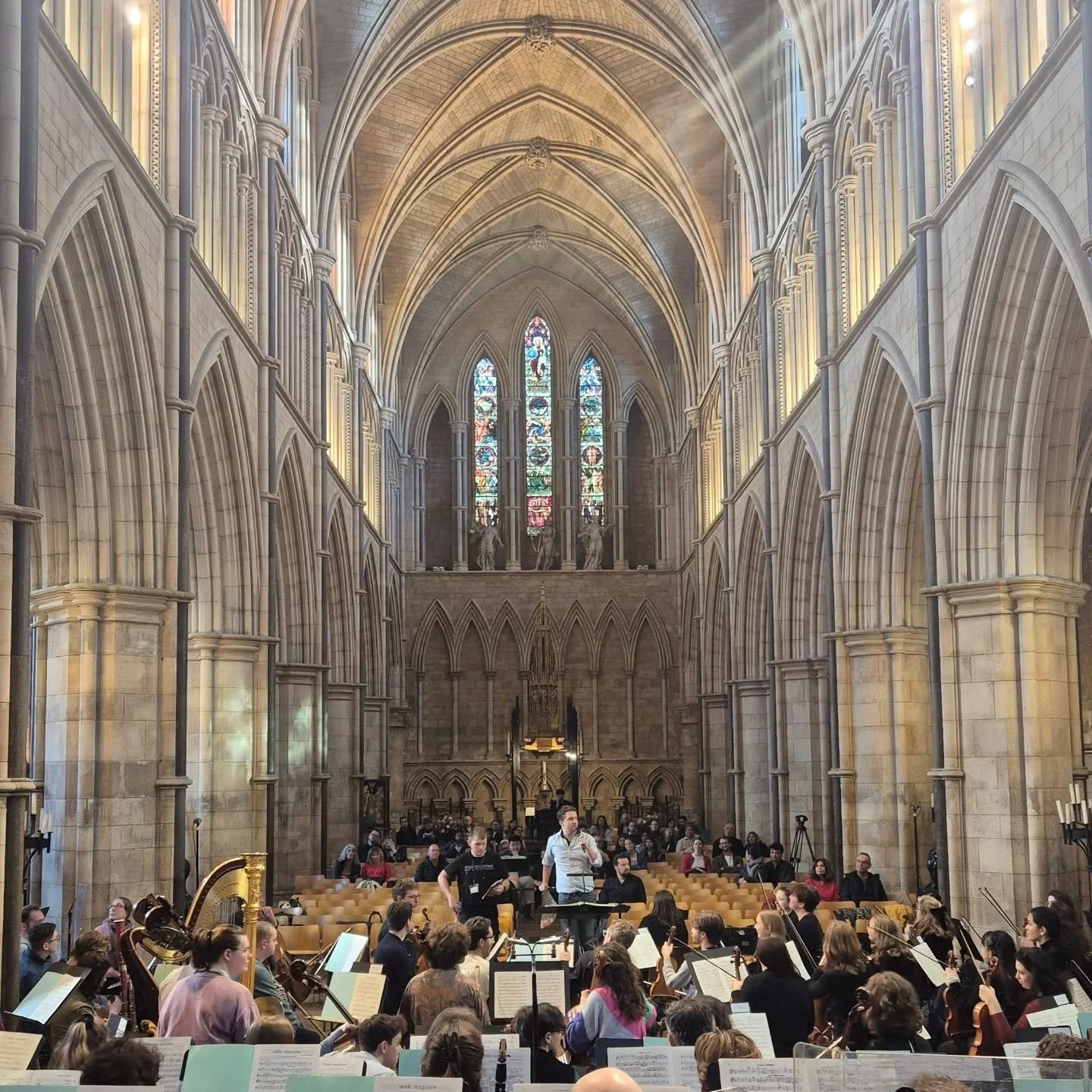 Spectacular surroundings in @southwark_cathedral for the sold out performance Britten's War Requiem this evening  with @theoutcryensemble