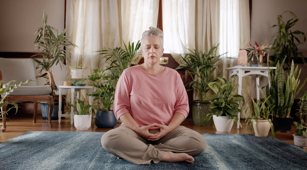 Isabella Andronos_Thomas Wilsonwhite2.png