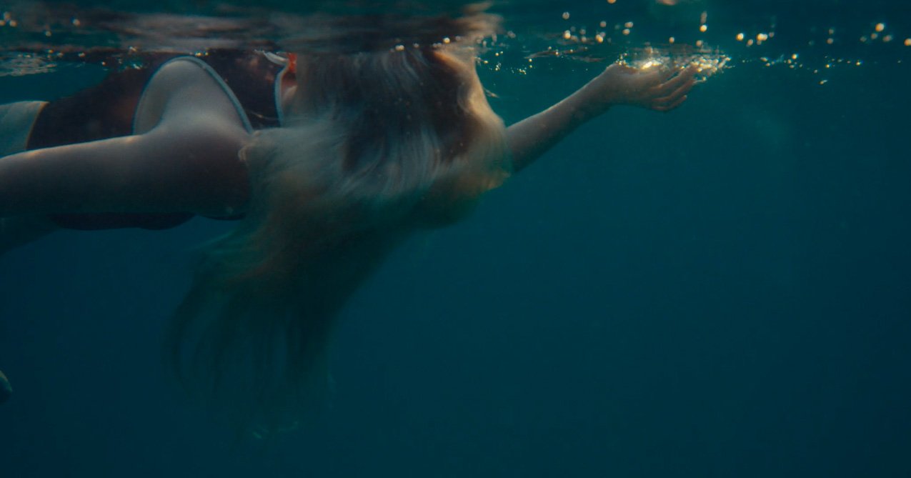 Isabella Andronos_Emily O'connell_Laura Enever_Bloom_Billabong22.jpg