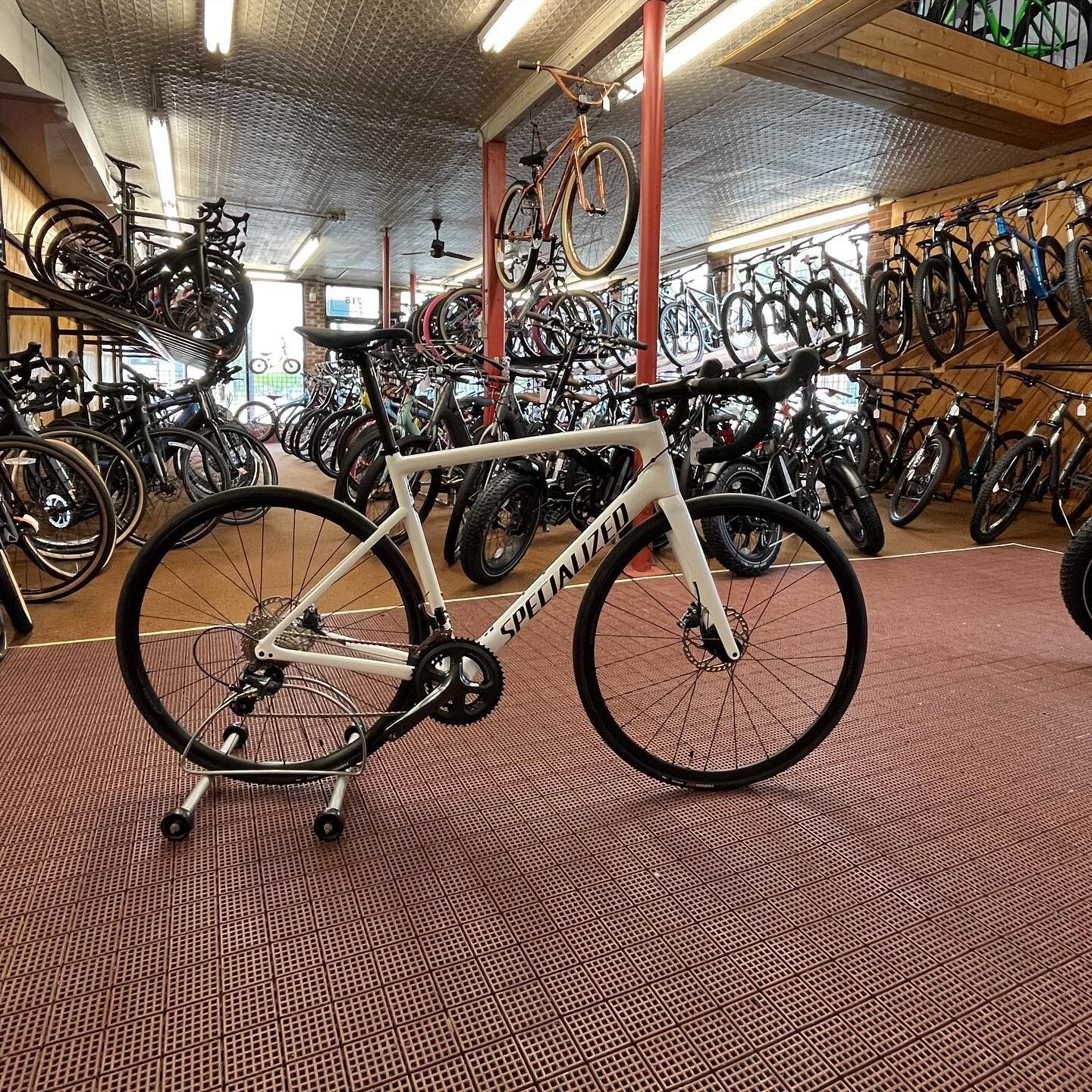 @iamspecialized #tarmac in stock. 

Currently have a few in ready for viewing and test ride. 

Come in and find the bike for you and your goals. 

#tarmac #specialized #roadbike #cycling #triathlon #babylonvillage #babylon #aero #bike #onebiketorulet