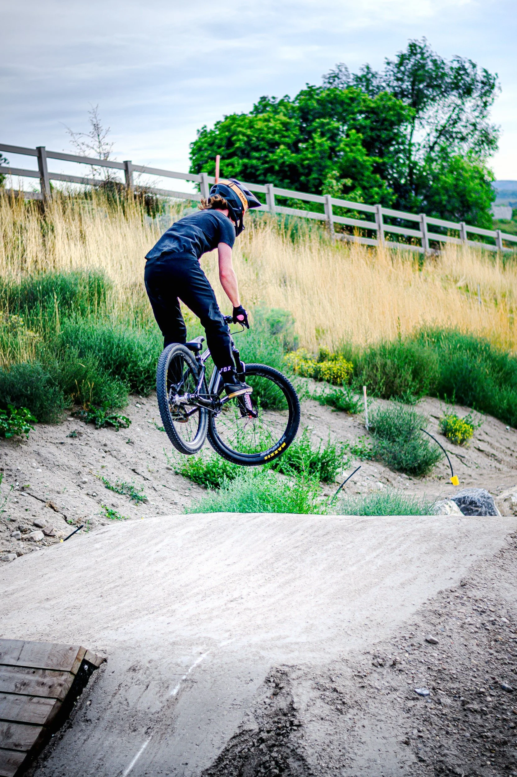 JUM_5179-1 (Custom).jpg