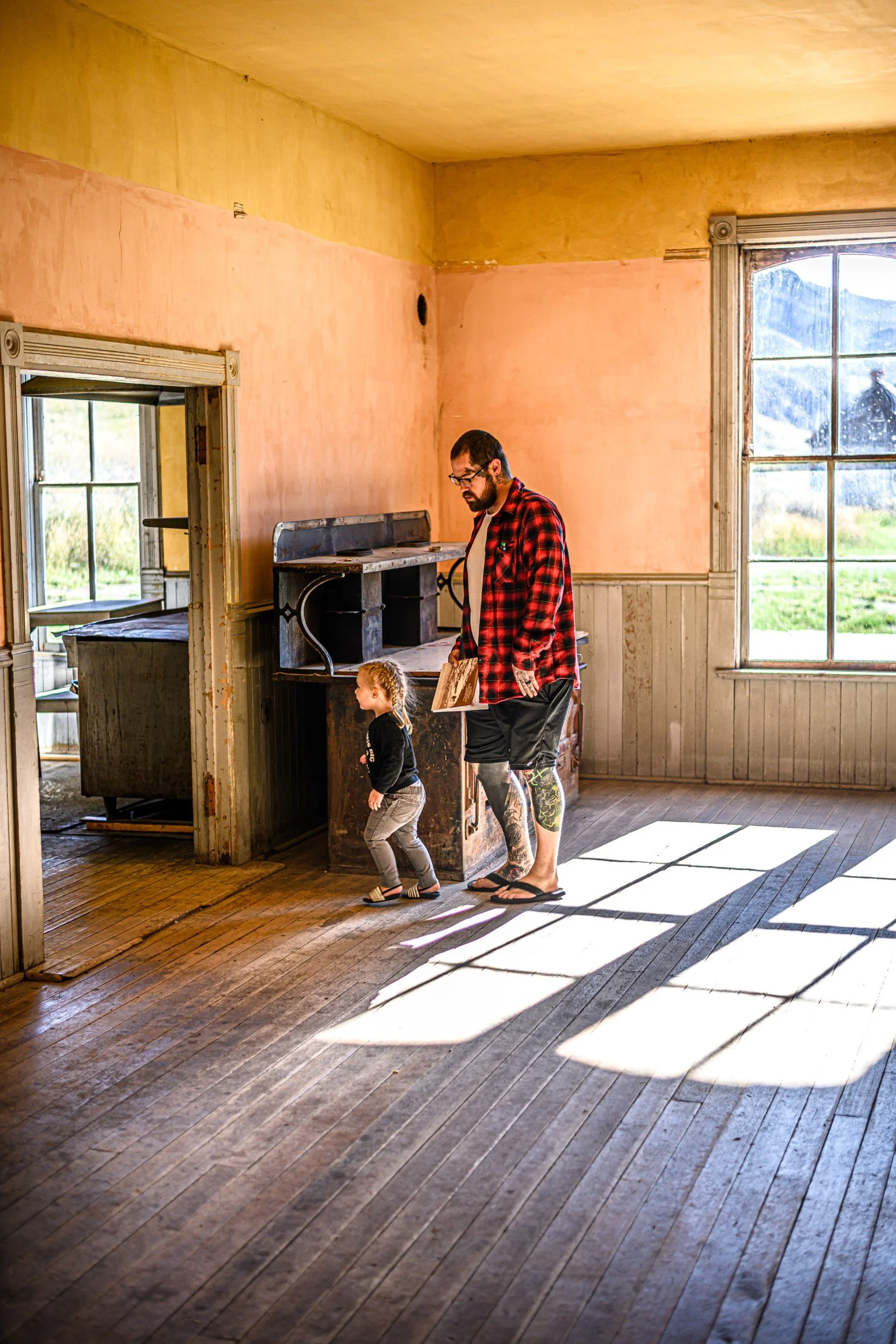 JUM_6856-1 (Custom).jpg