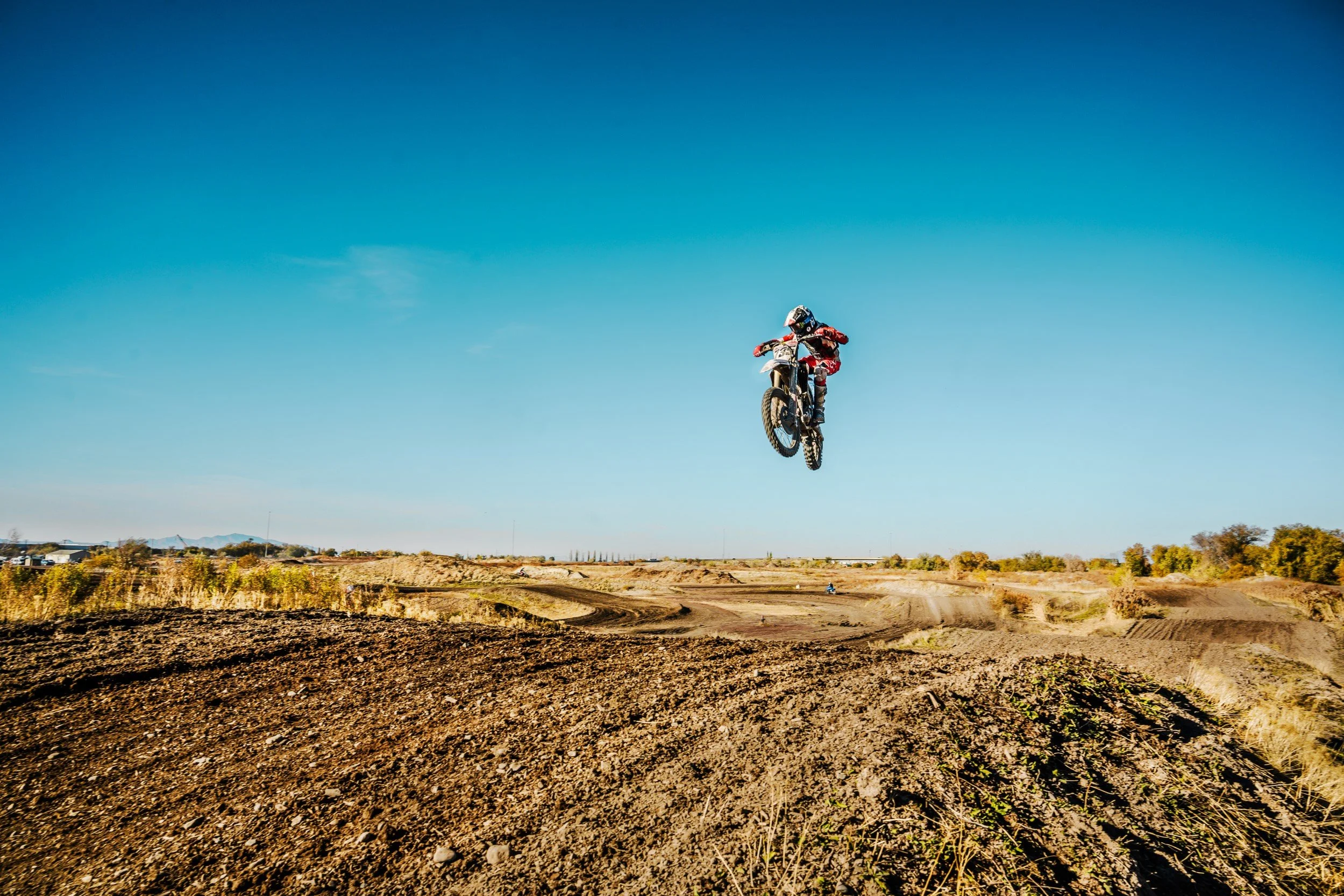 JUM_1206-1 (Custom).jpg