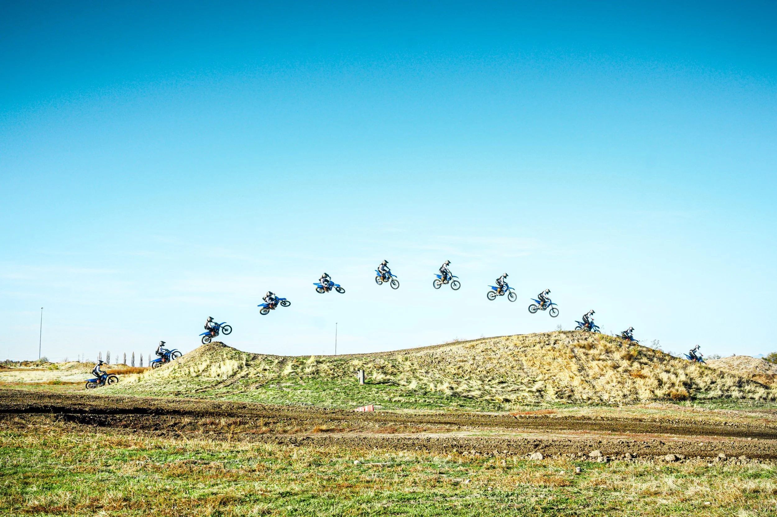 multiphoto (Custom).jpg