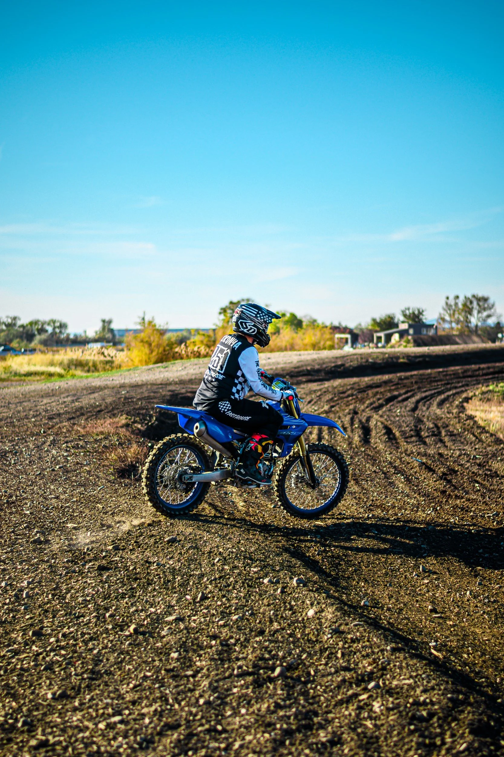 JUM_1361-1 (Custom).jpg