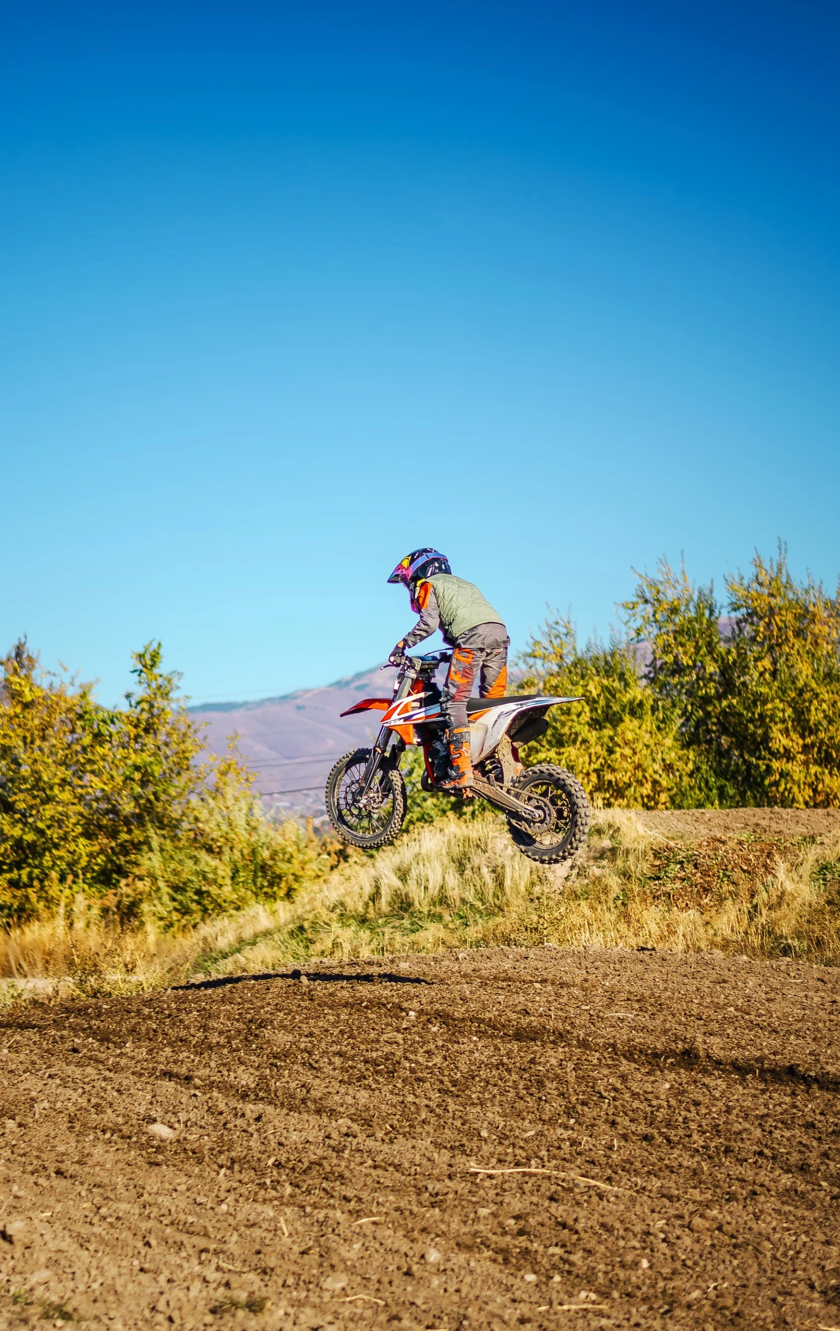 JUM_1131-1 (Custom).jpg