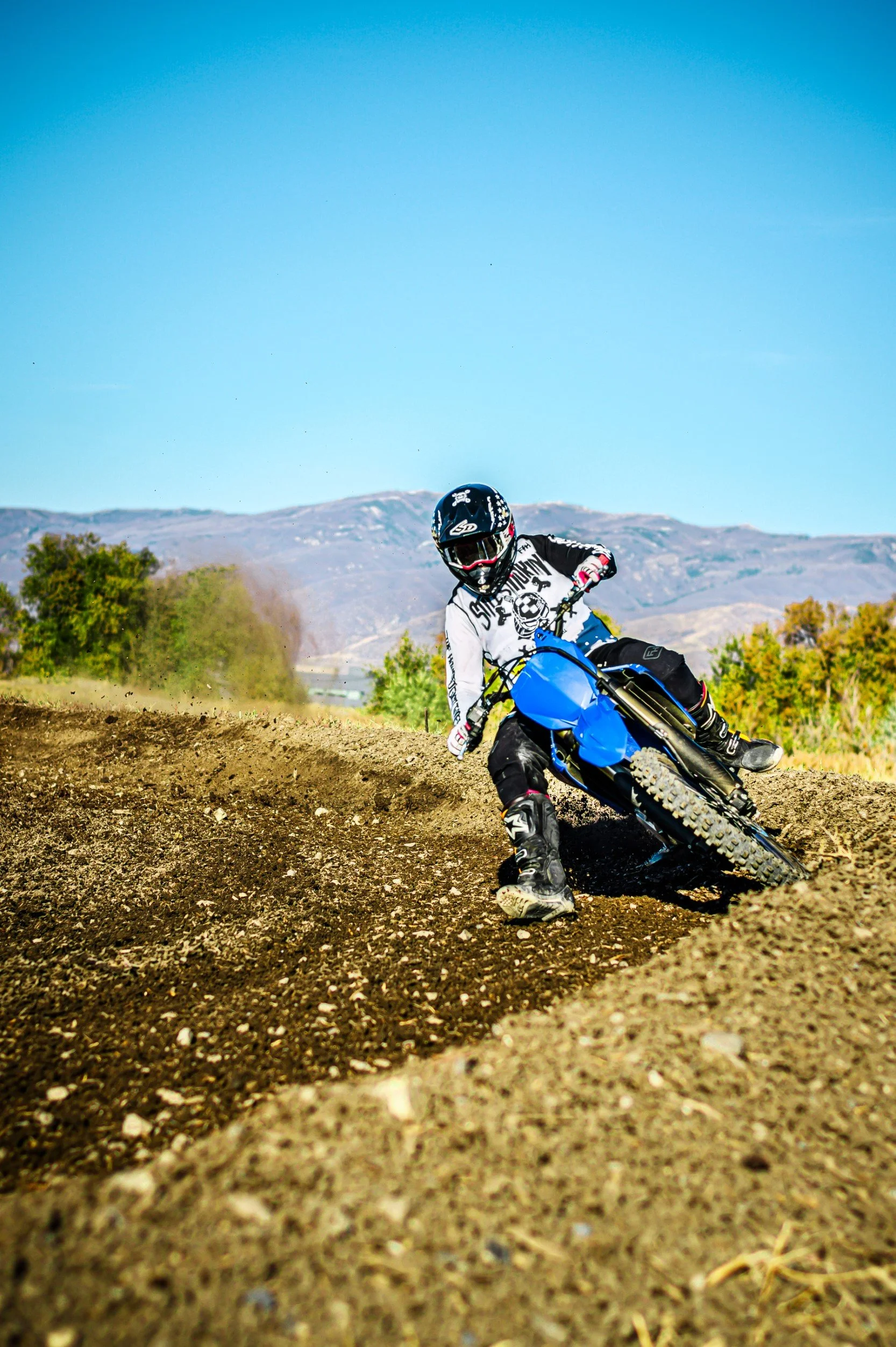 JUM_1383-1 (Custom).jpg