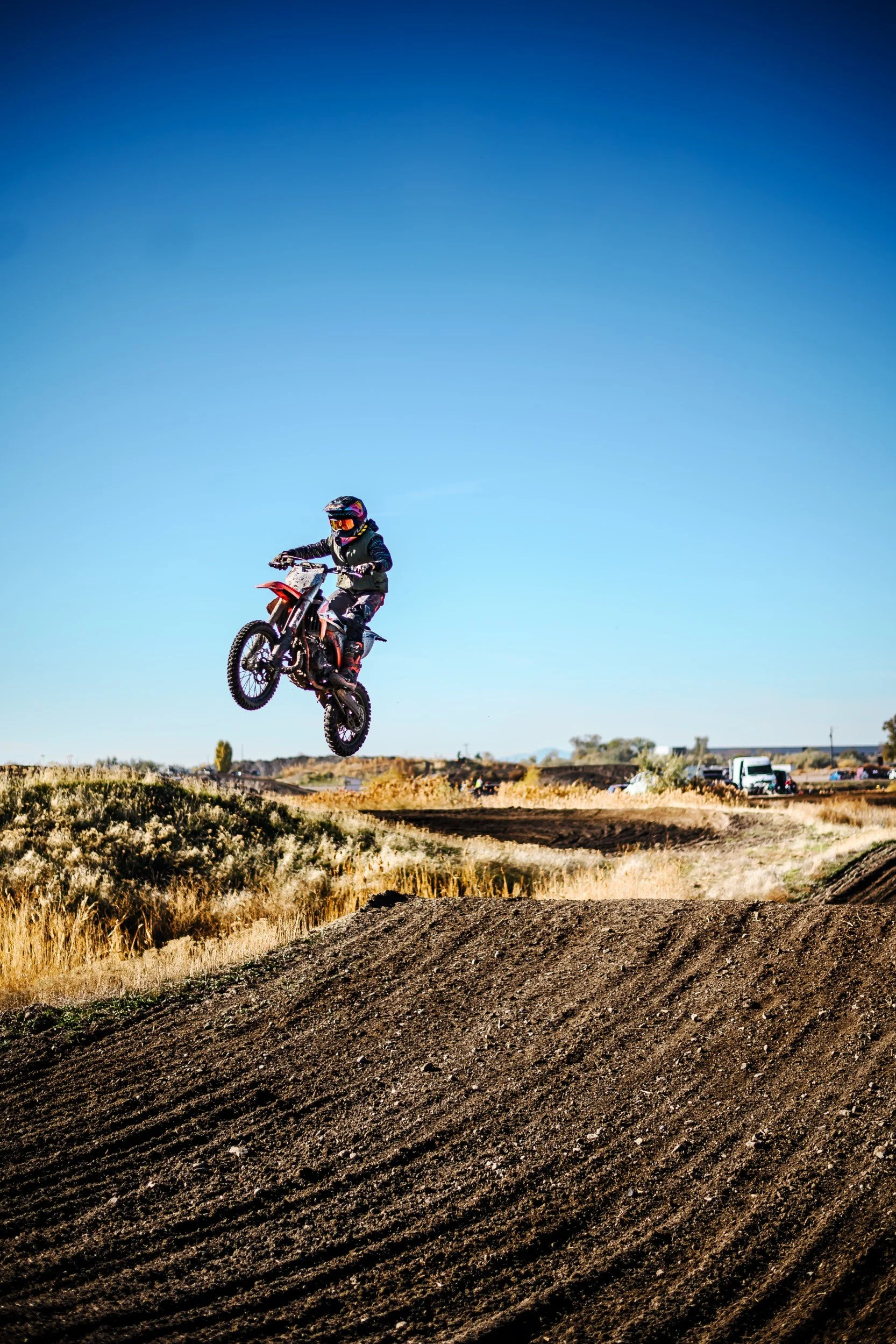 JUM_0681-1 (Custom).jpg