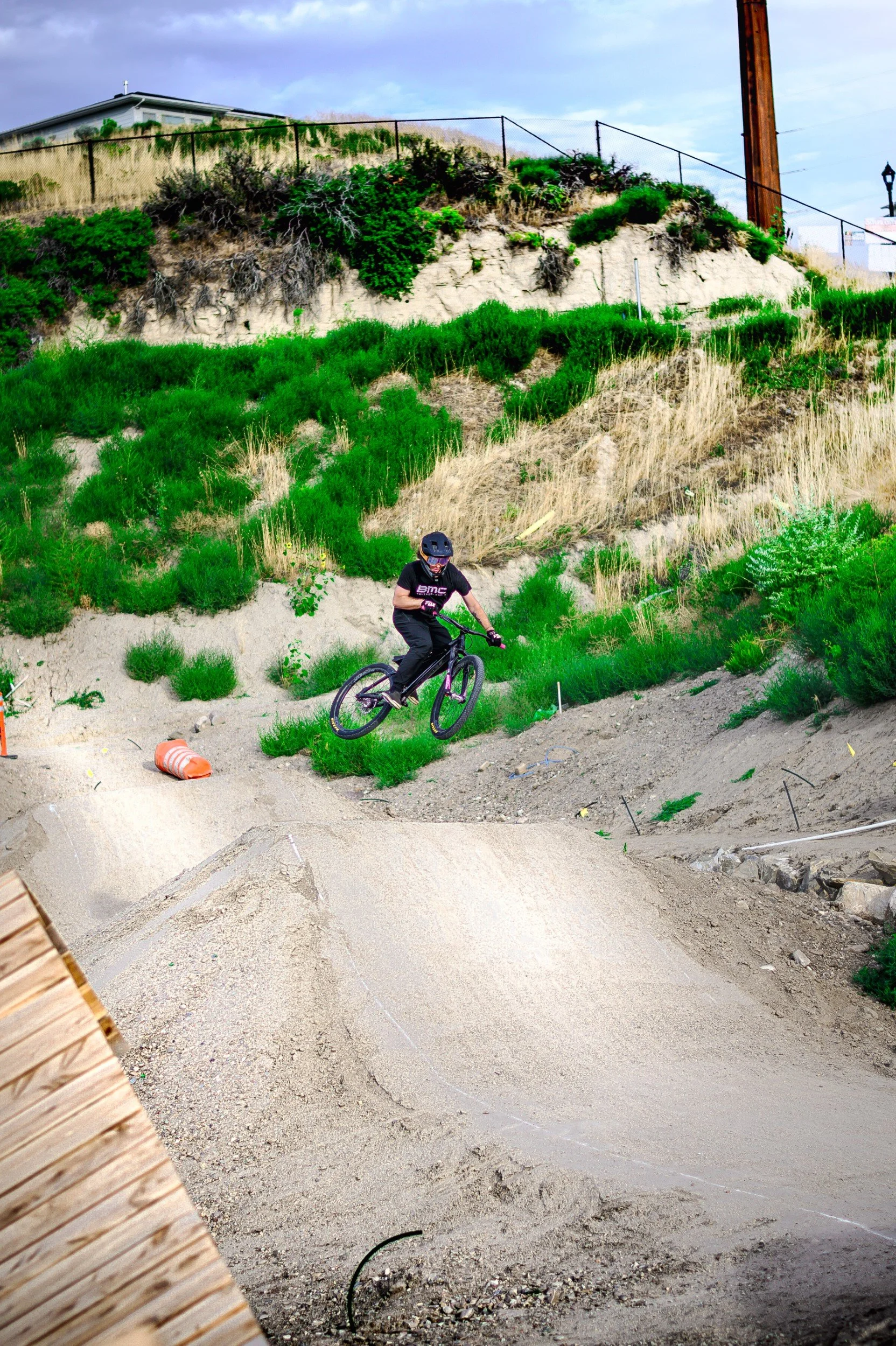 JUM_5158-1 (Custom).jpg