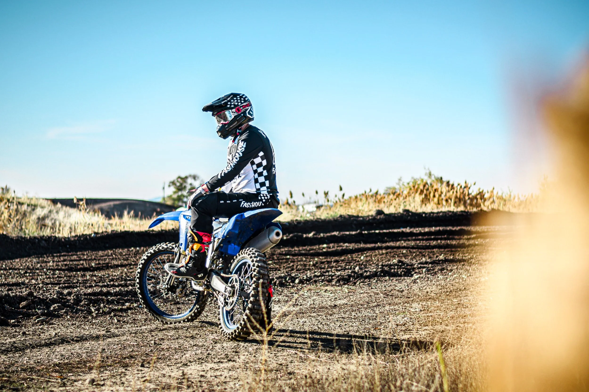 JUM_1325-1 (Custom).jpg