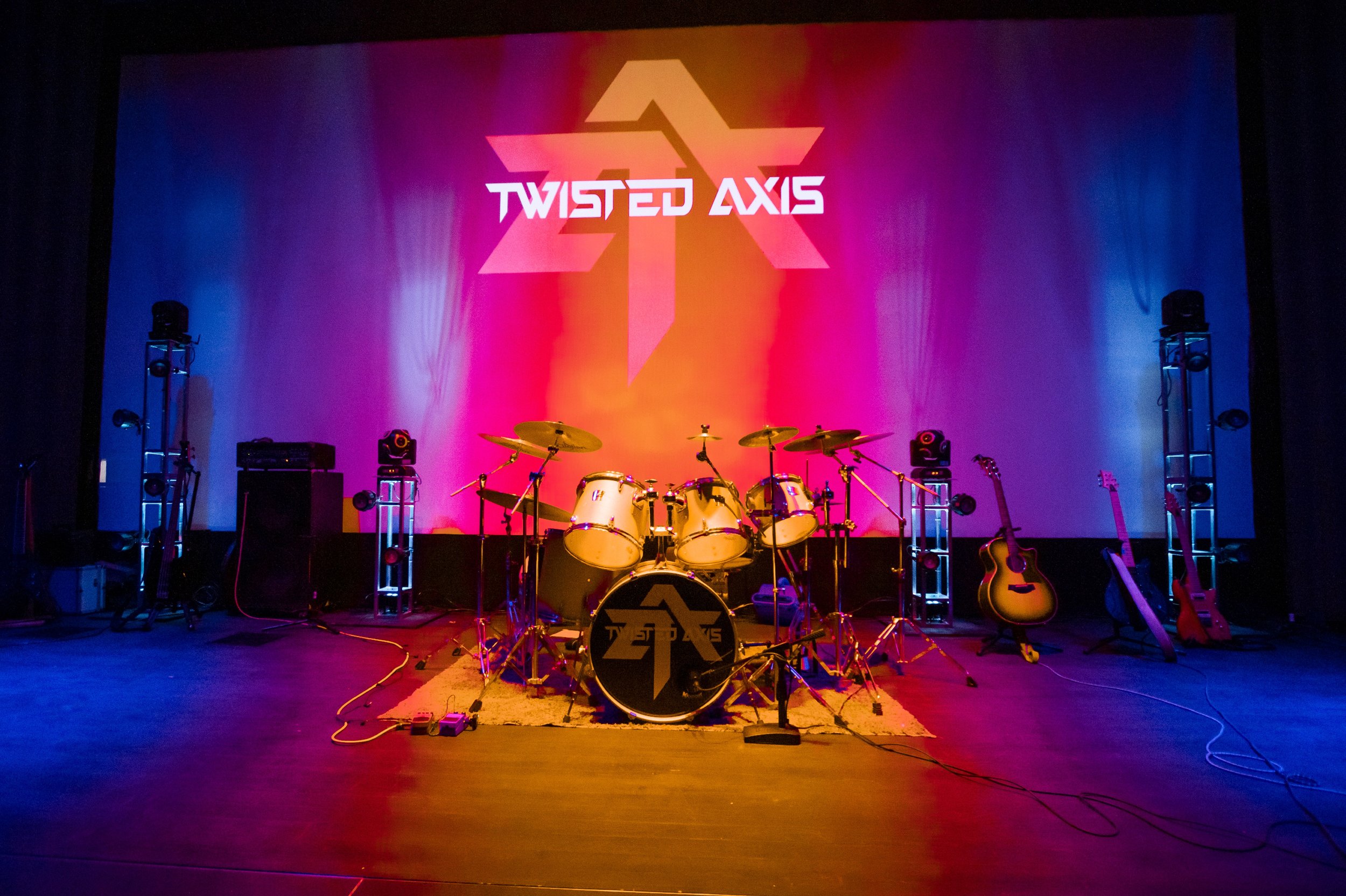 JUM_2135 (Custom).jpg