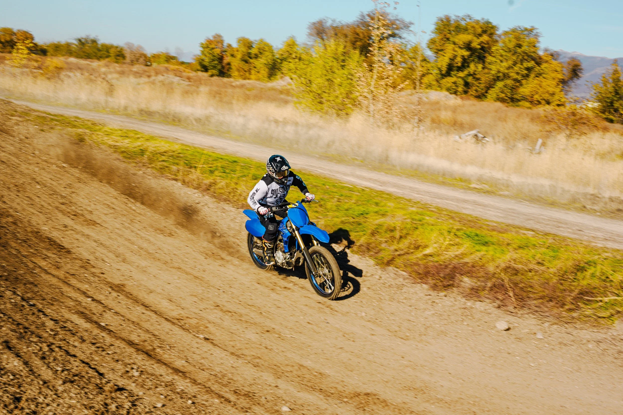 JUM_1011-1 (Custom).jpg