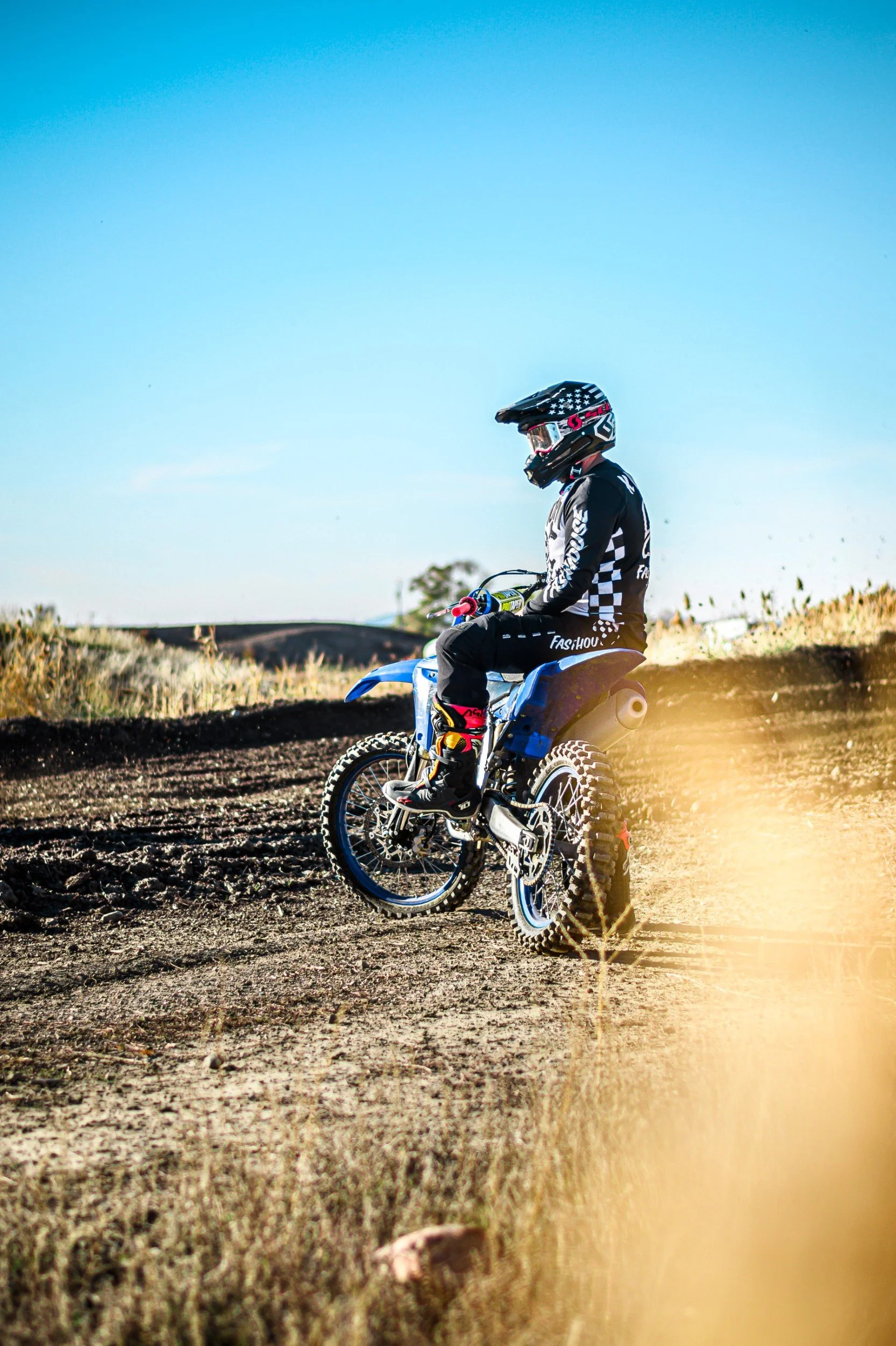 JUM_1317-1 (Custom).jpg