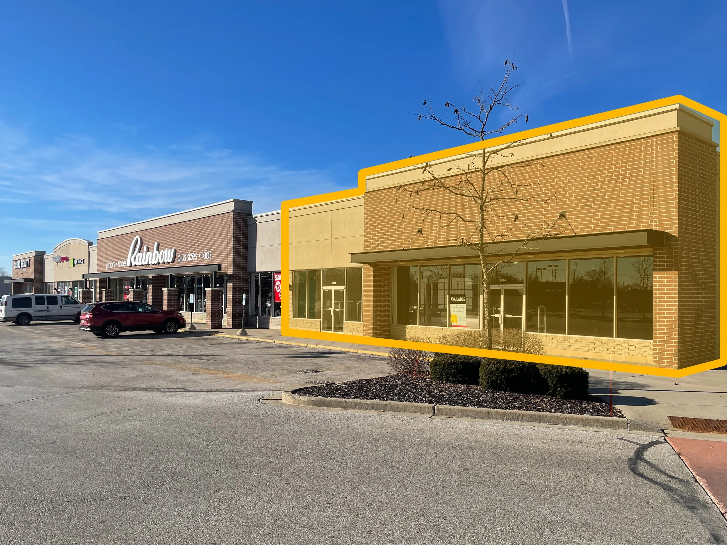 FOR LEASE in Milwaukee: Appleton & Silver Spring Retail Center — City