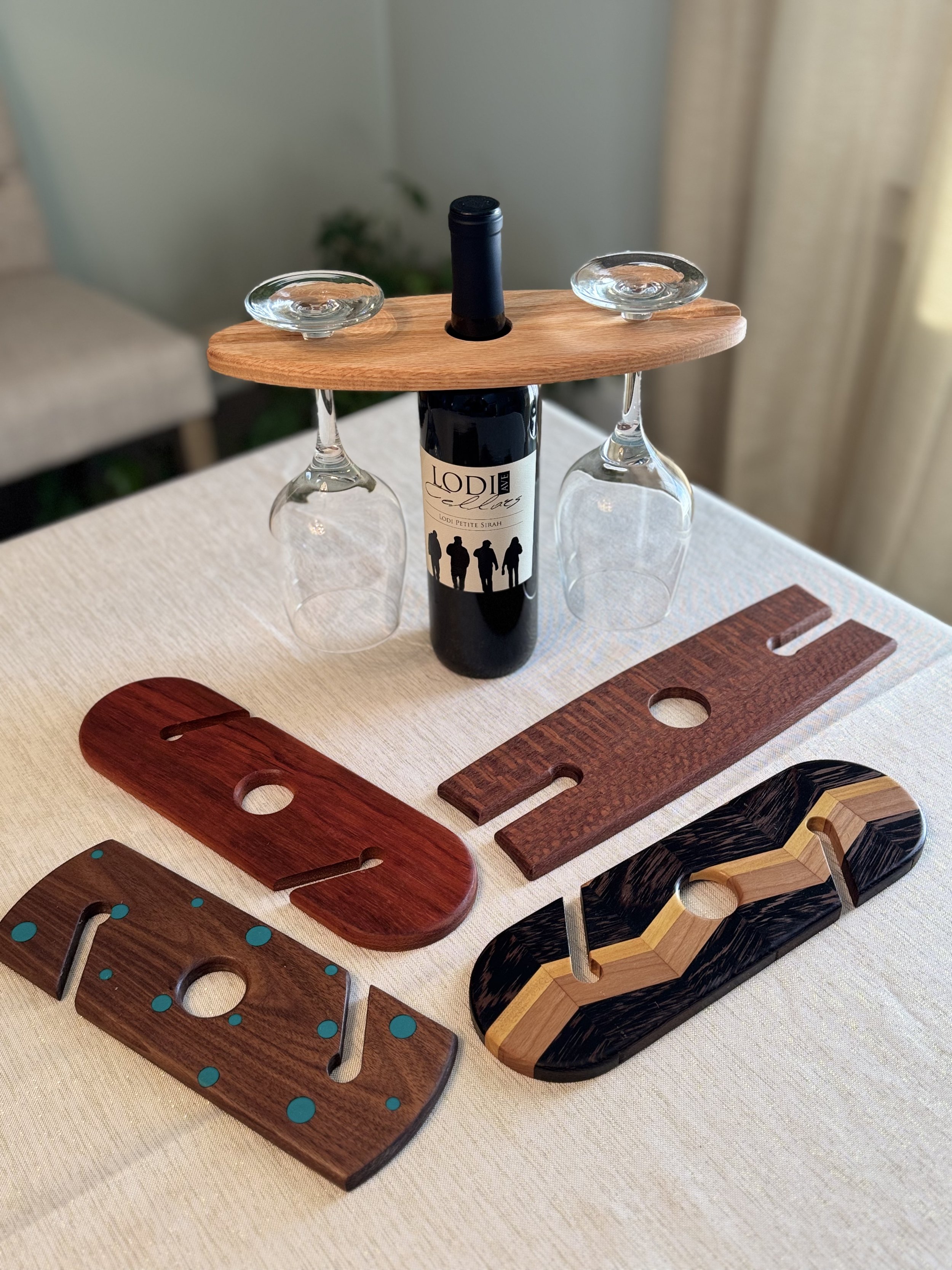 Wine bottle caddy
