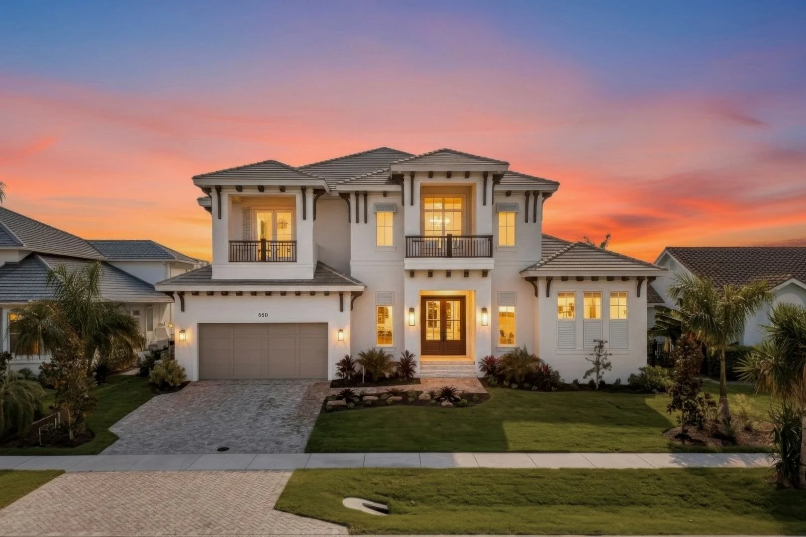 860 BANYAN CT.