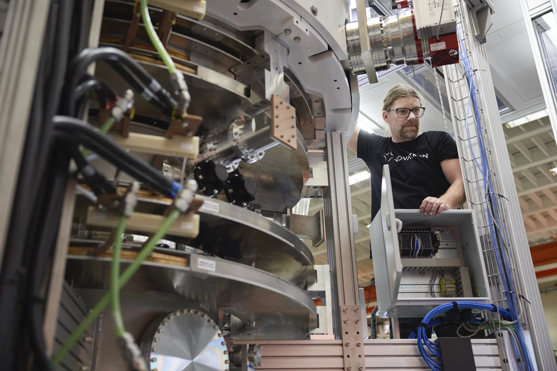 Powering-up ‘X-Factor’ magnets during N1 prototype tests — Novatron Fusion