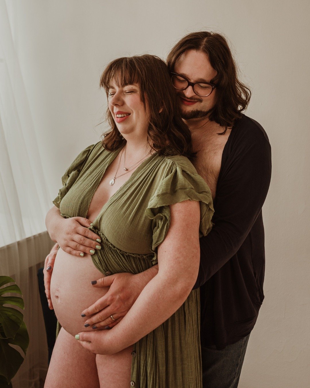A maternity photoshoot is a wonderful way to remember this special time in your life❤

But it is so much more than that! 

It celebrates your own unique story. It allows the both of you to pause and take a second for all the excitement to land. 

It'